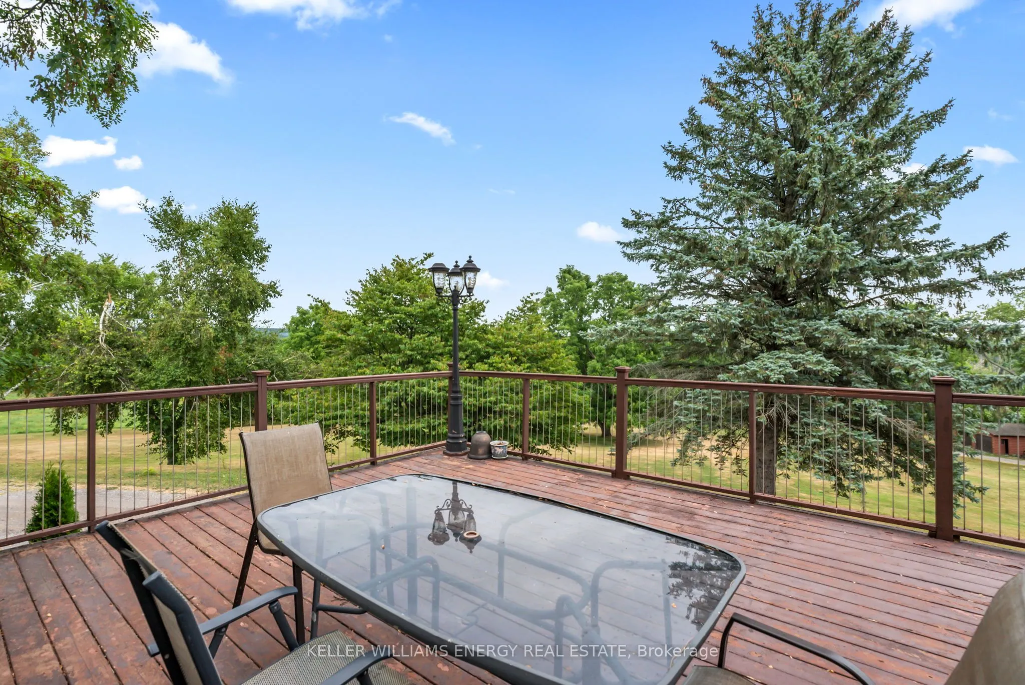 7368 Mercer Road