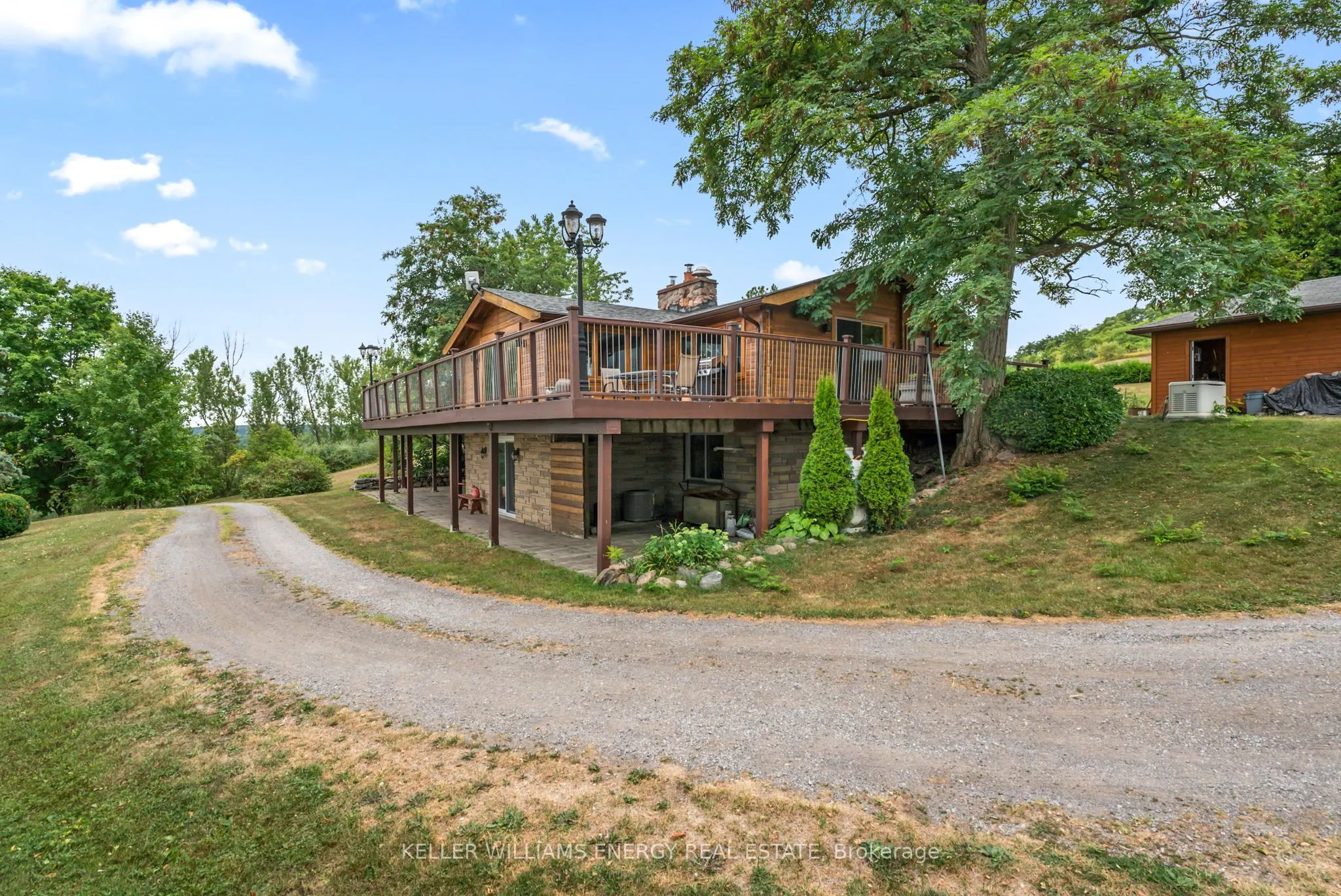 7368 Mercer Road