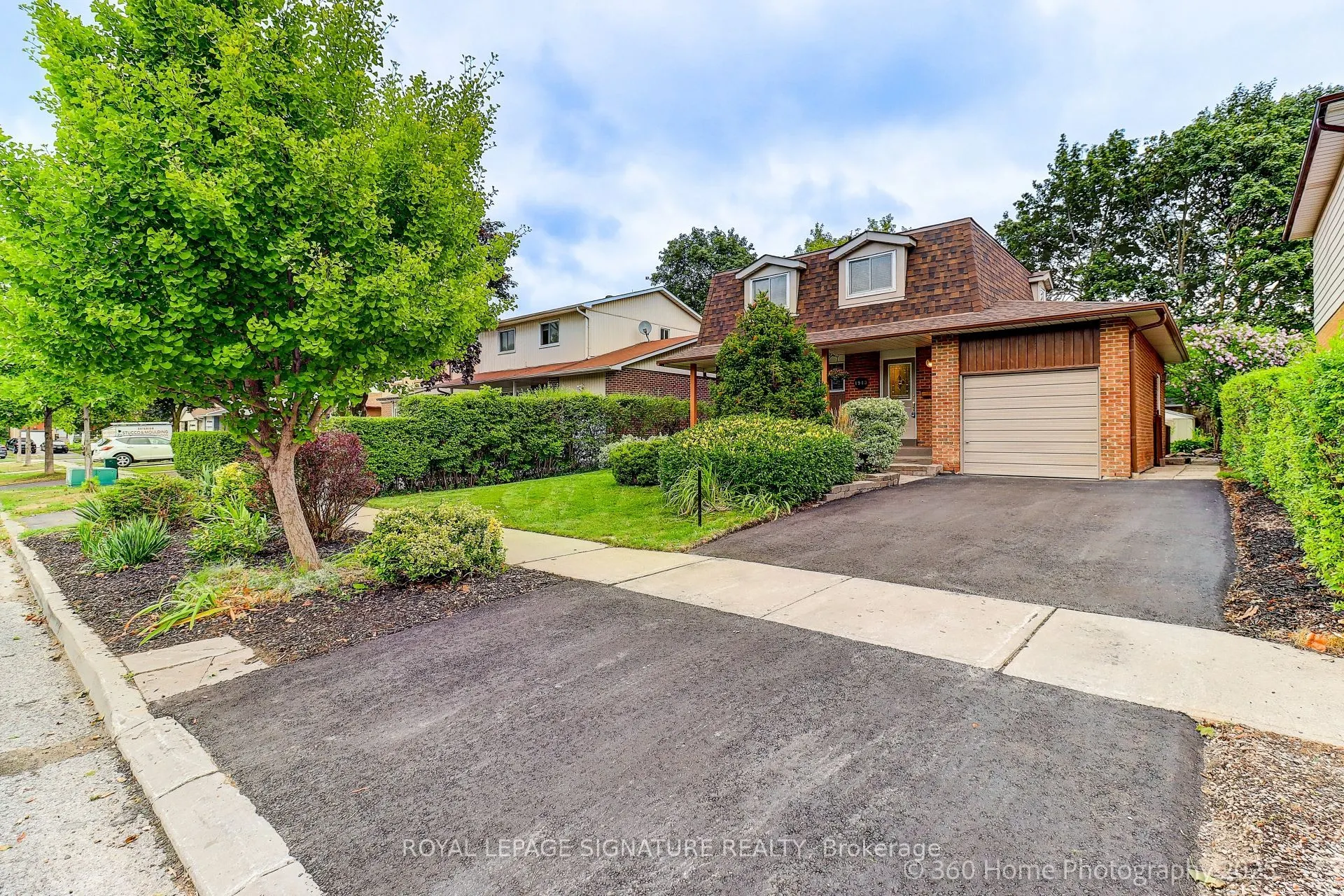 1943 Faylee Crescent