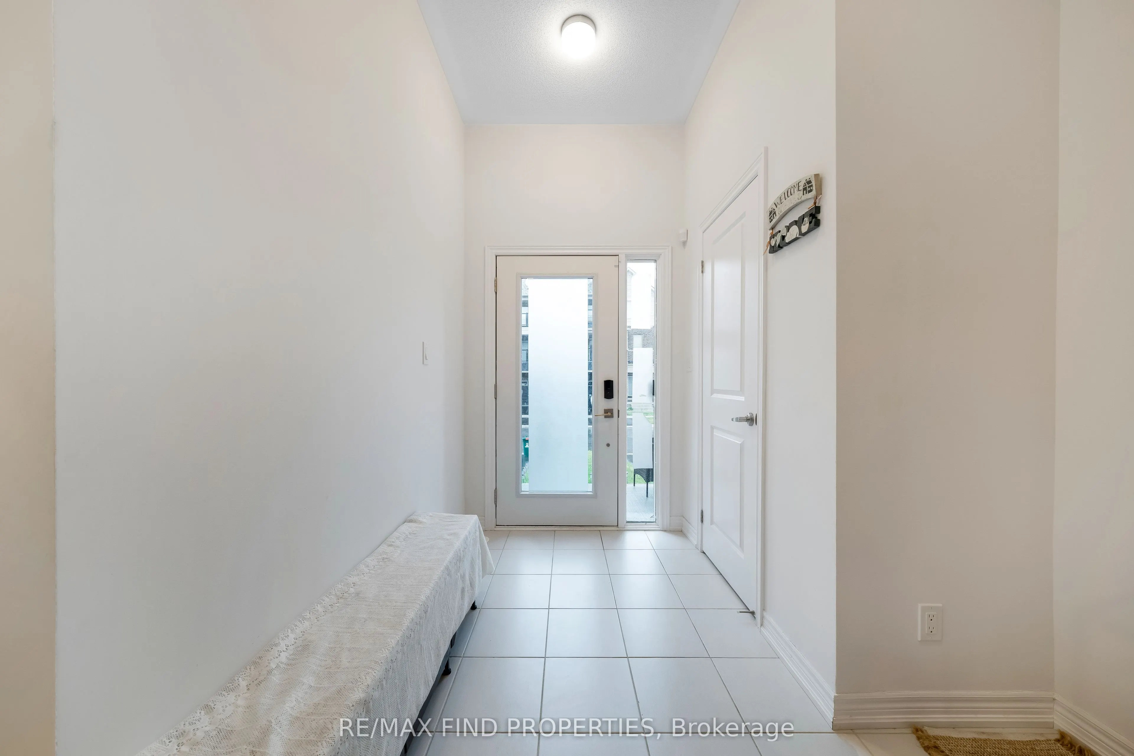 1125 Lockie Drive