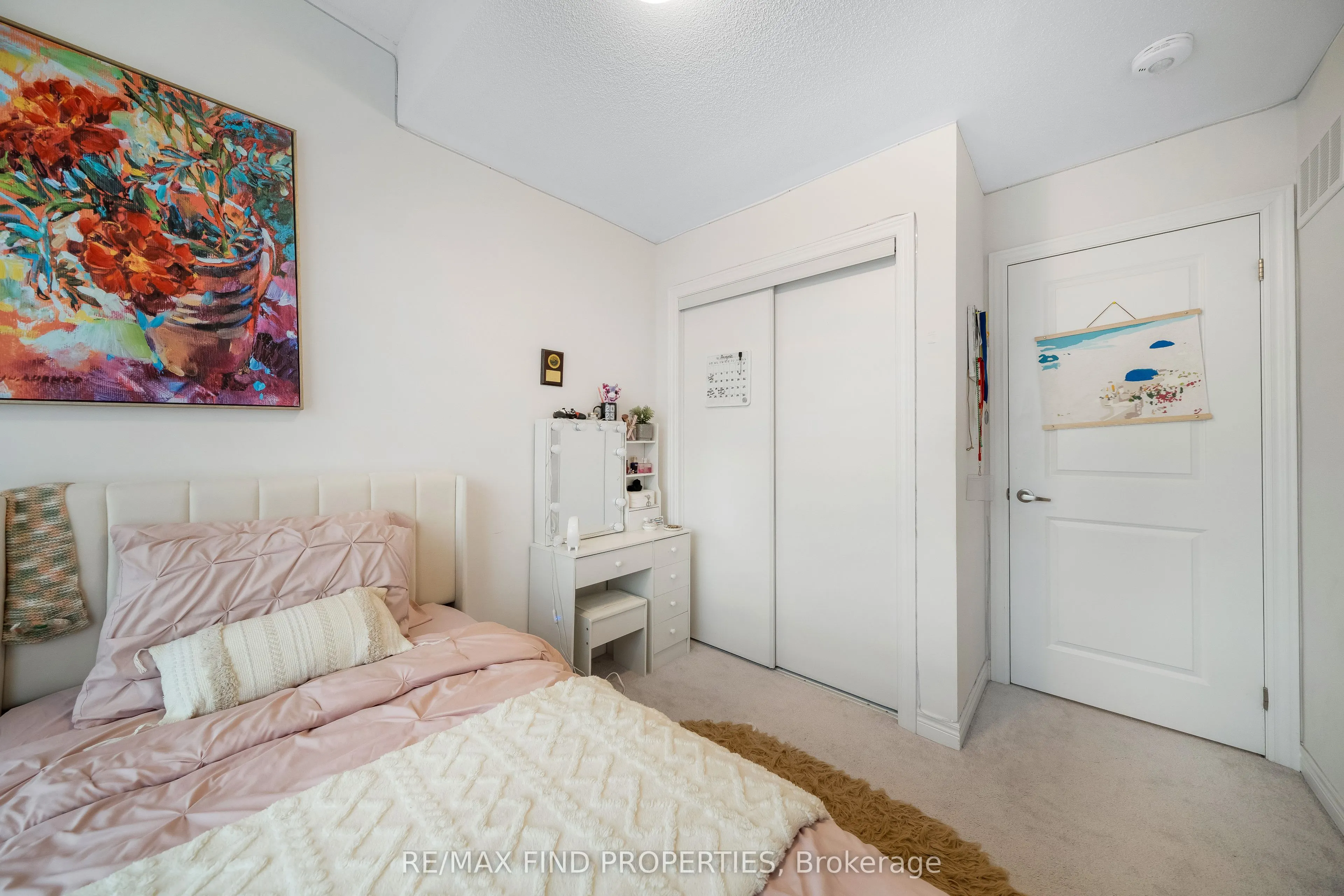 1125 Lockie Drive