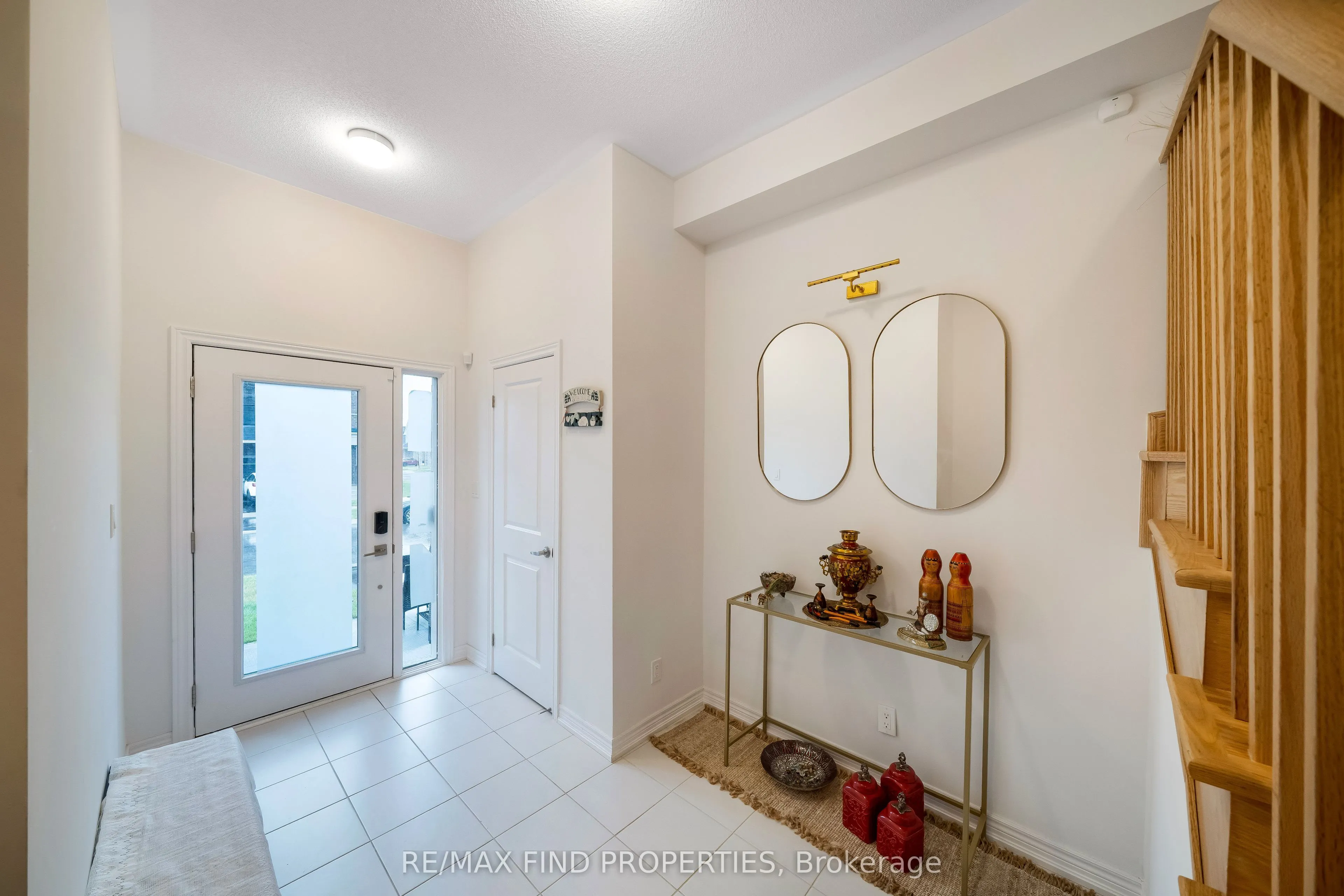 1125 Lockie Drive
