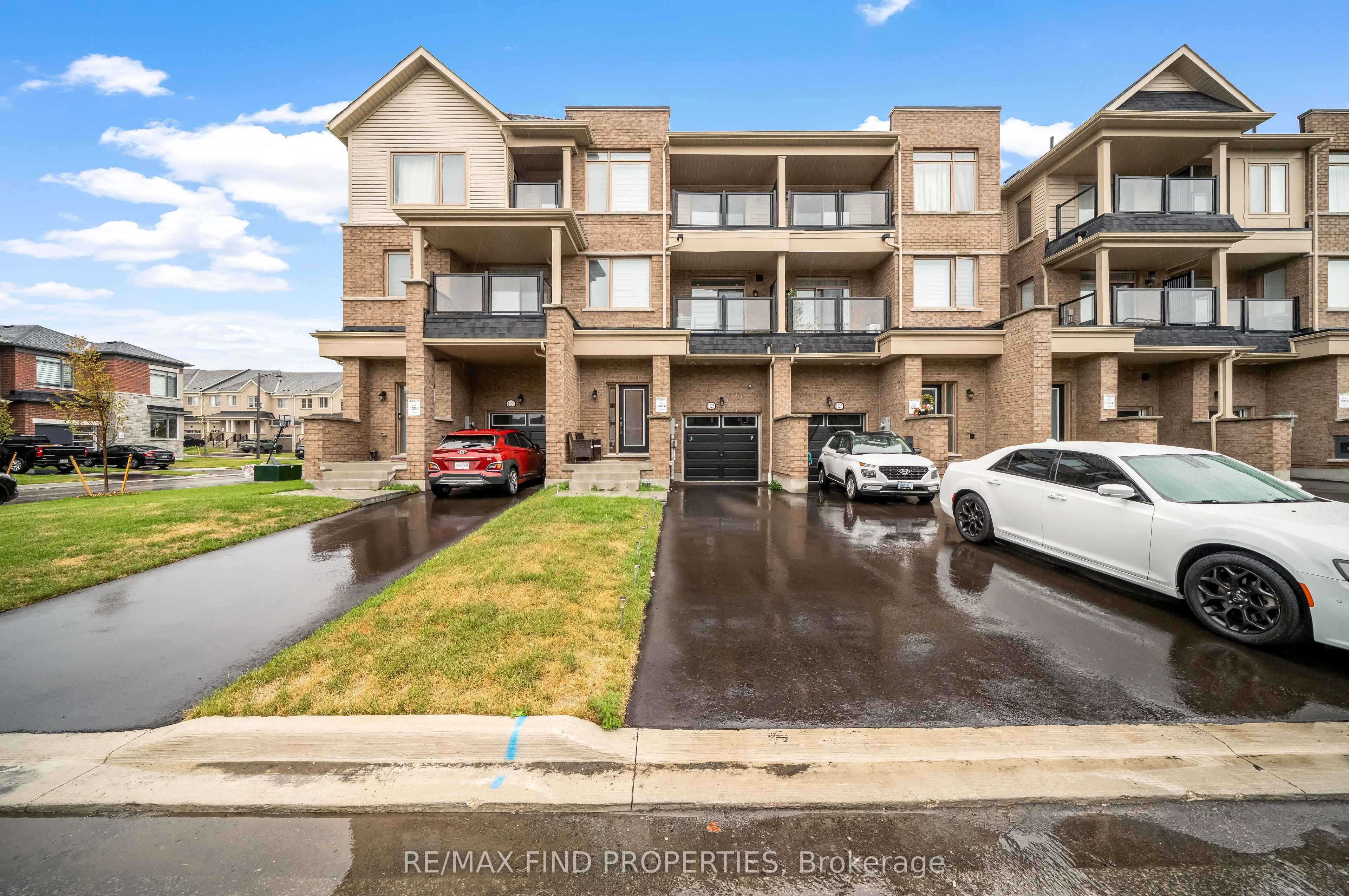 1125 Lockie Drive