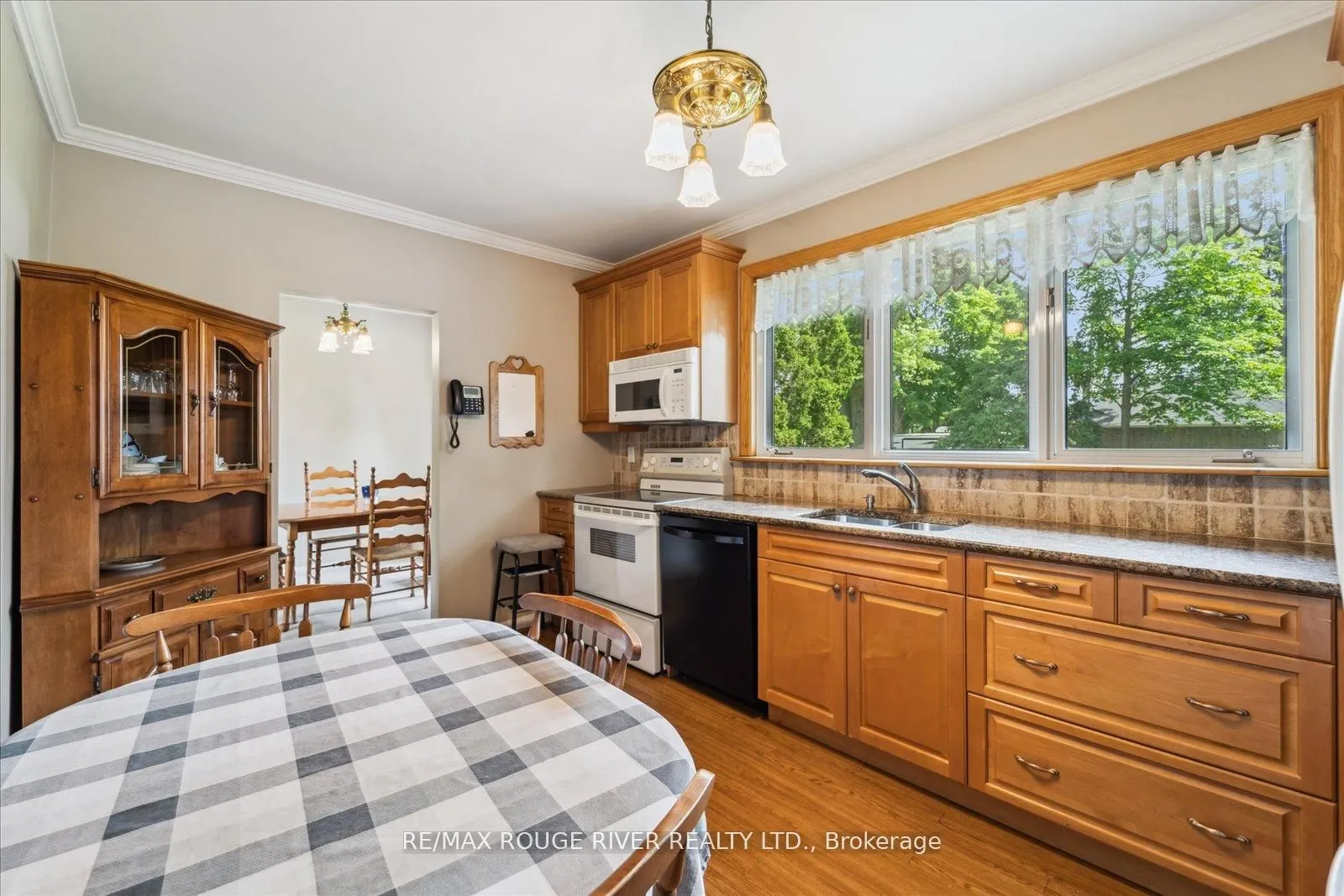 15 Westwood Drive