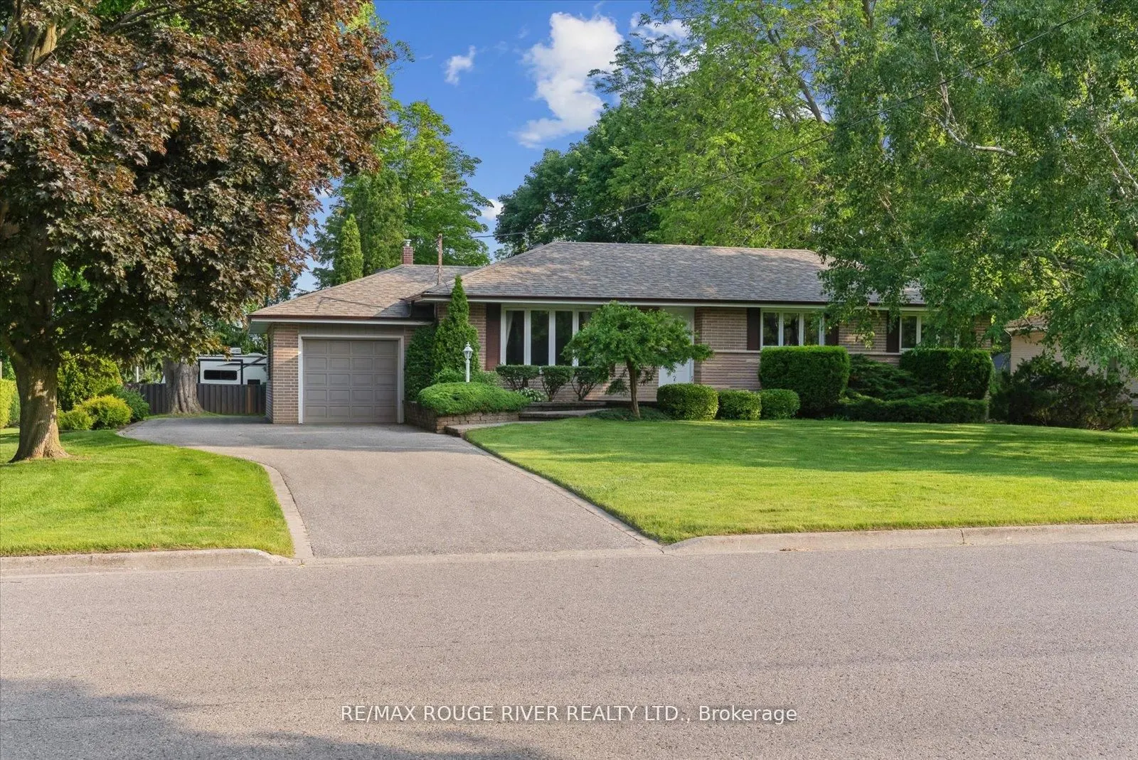 15 Westwood Drive