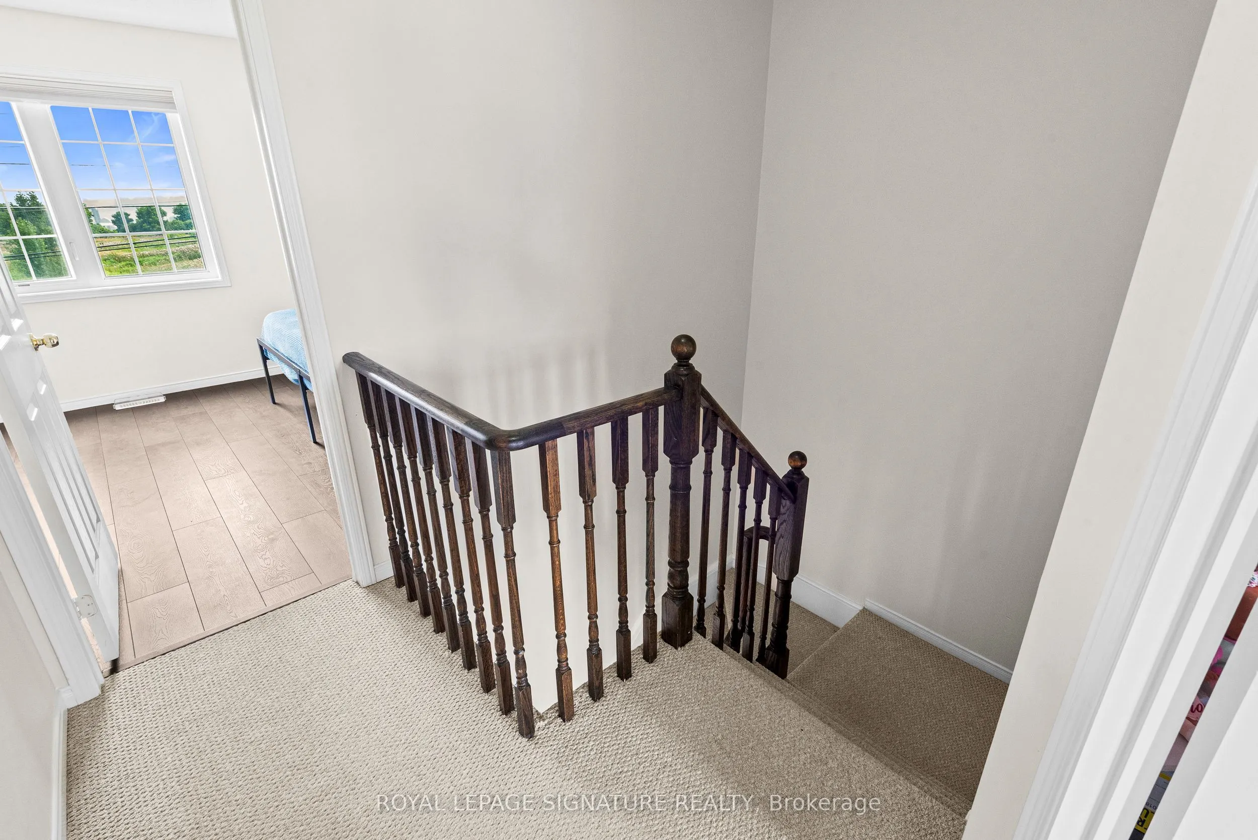 898 Audley Road N