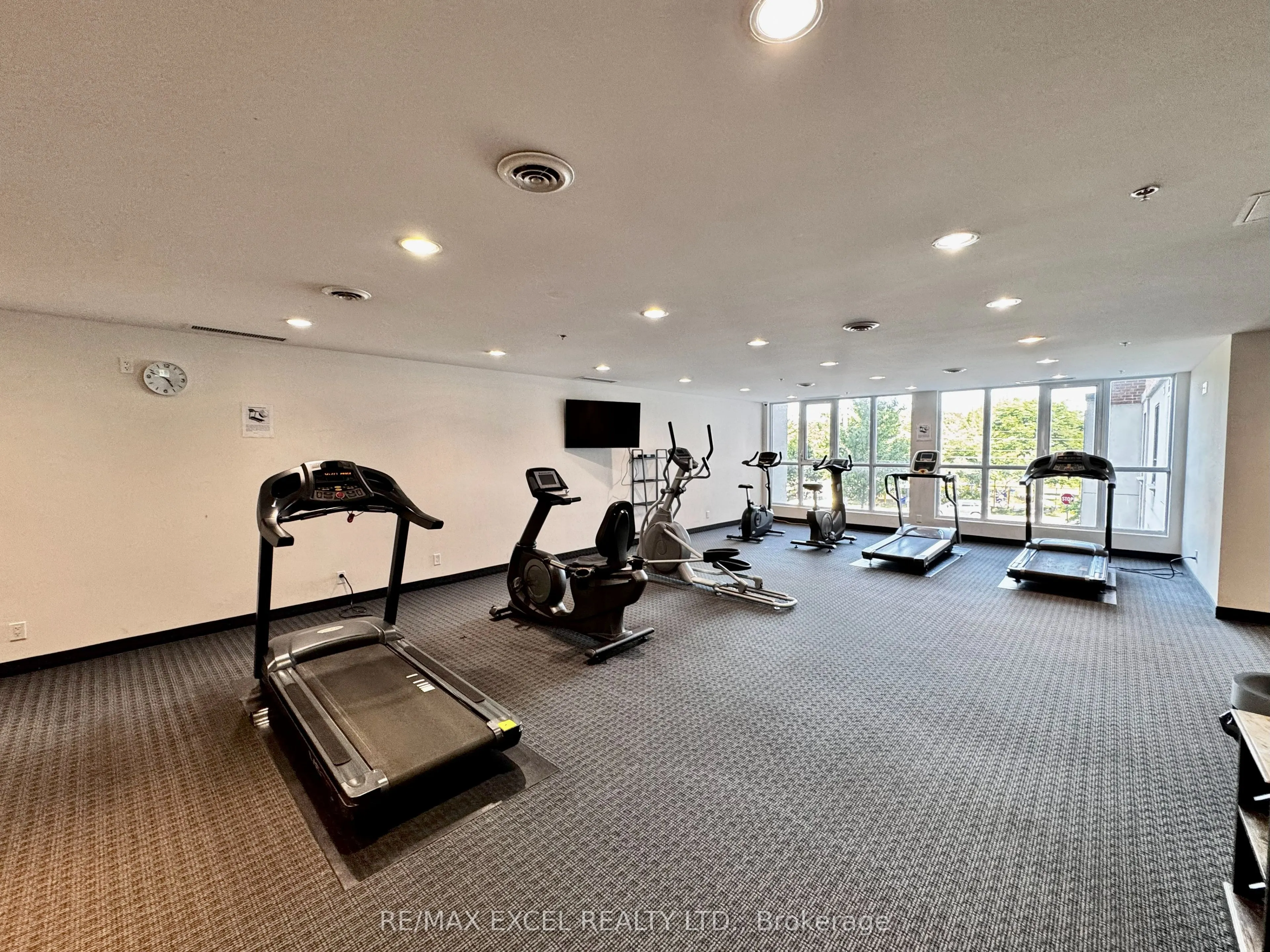 22 East Haven Drive, #610