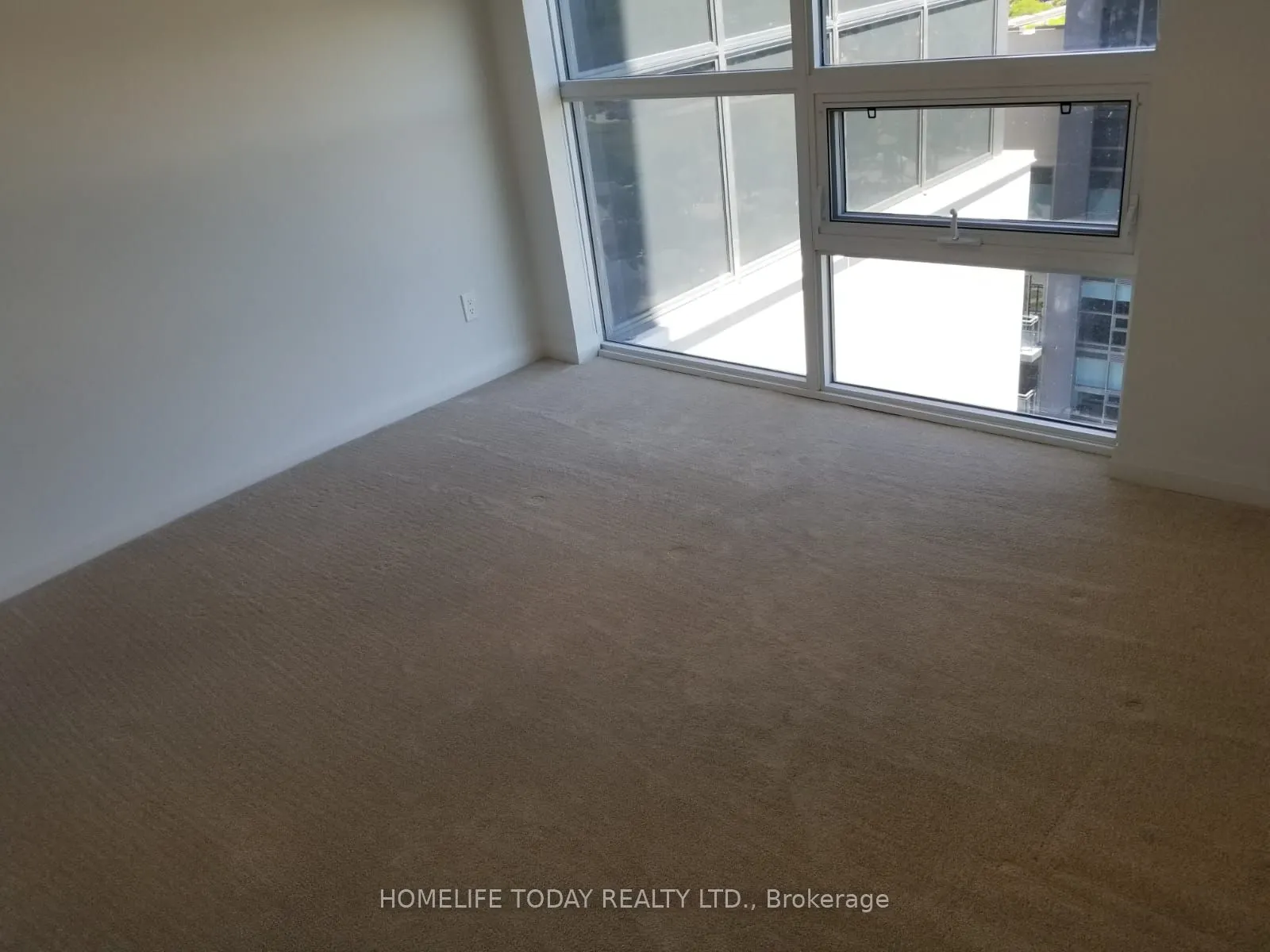 30 Meadowglen Place, #2010