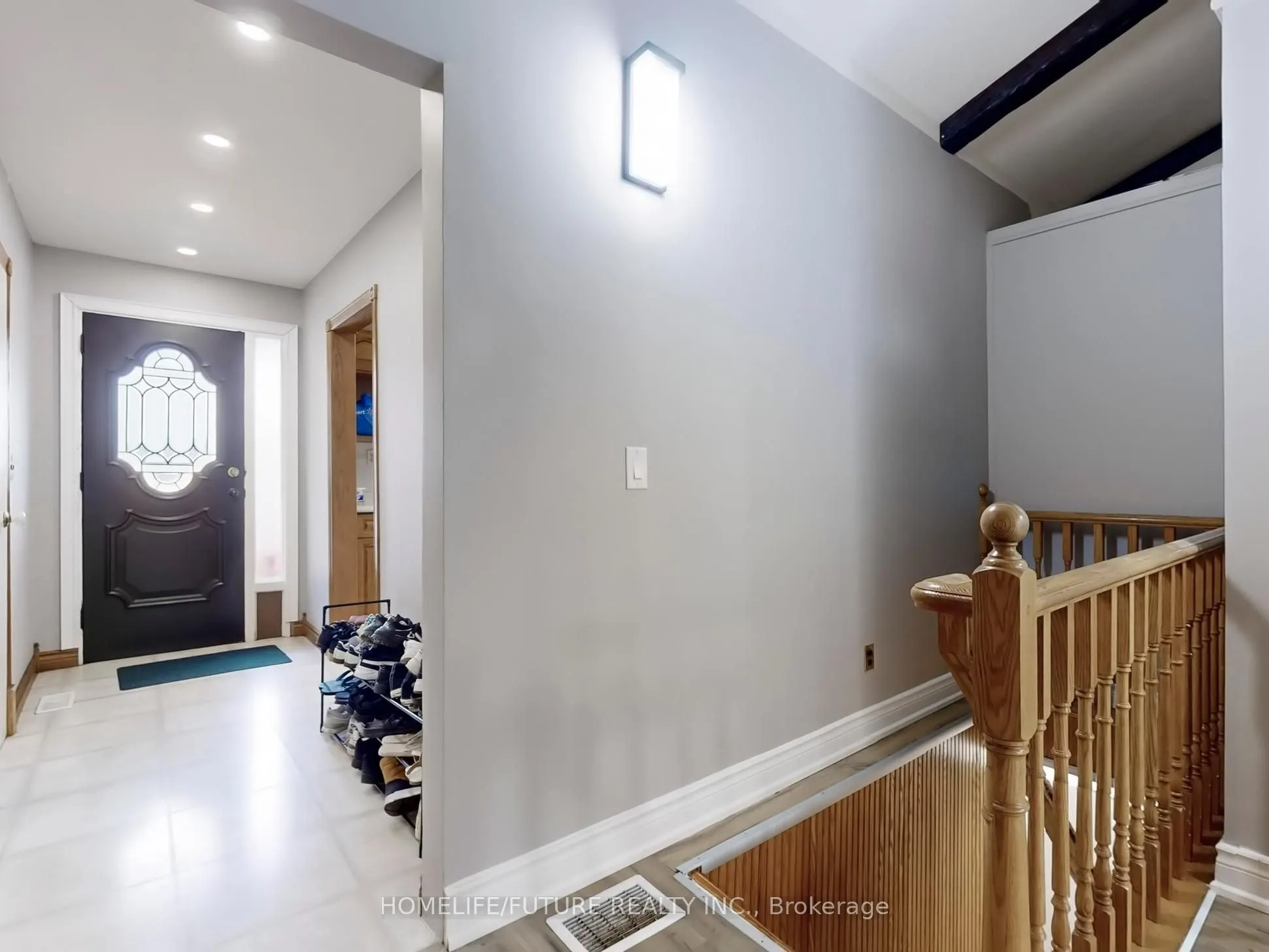 1500 Simcoe Street N