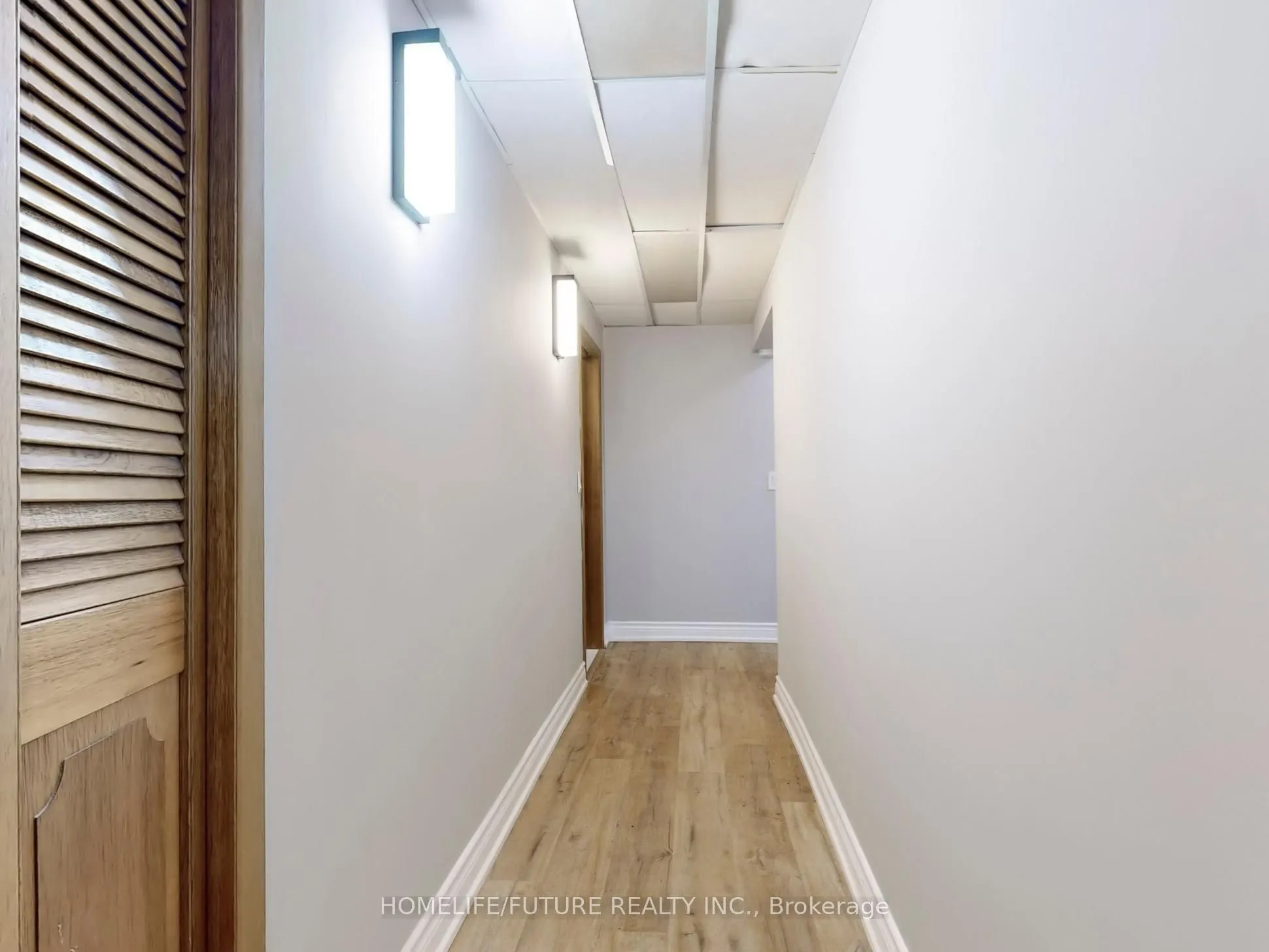 1500 Simcoe Street N