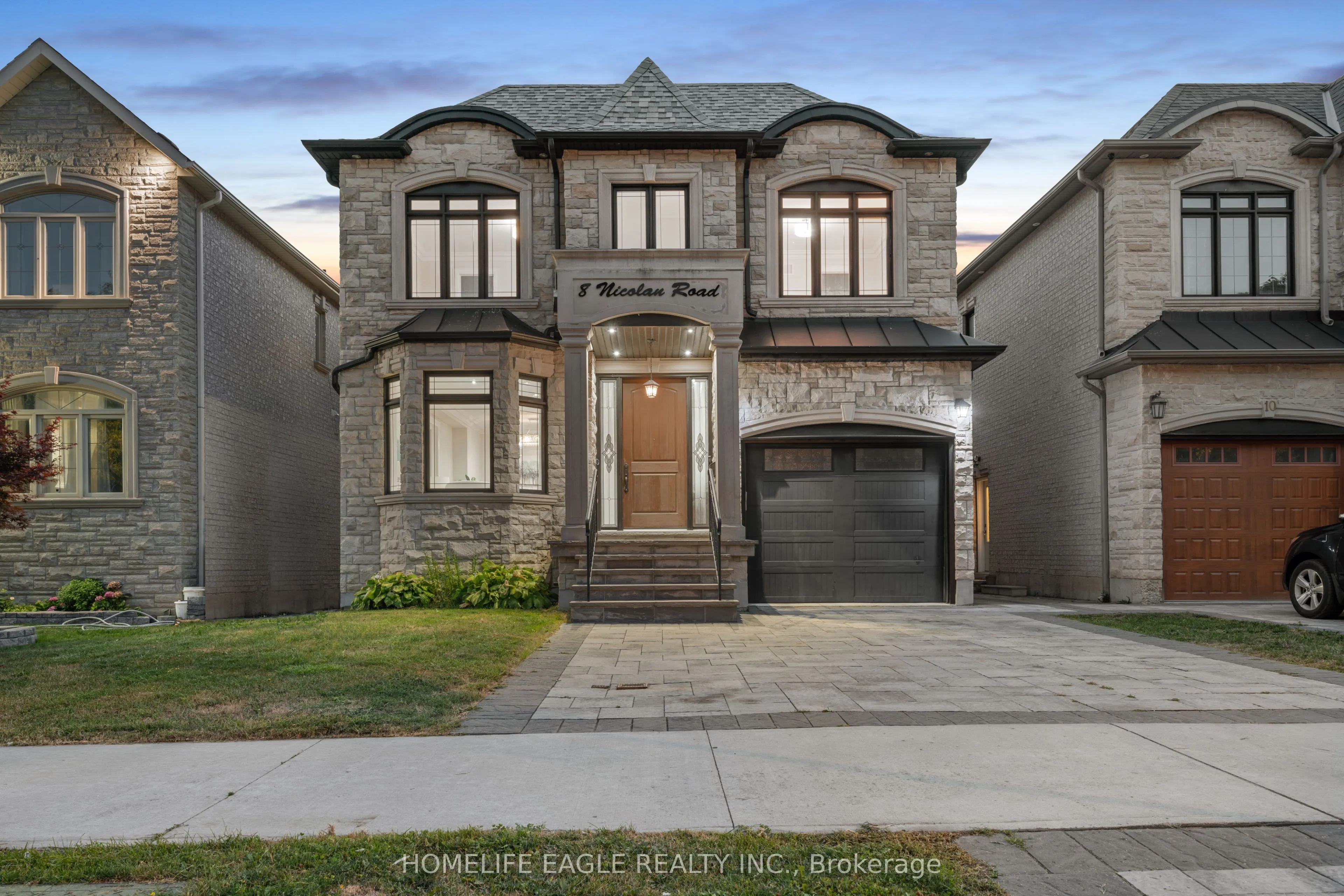 8 Nicolan Road