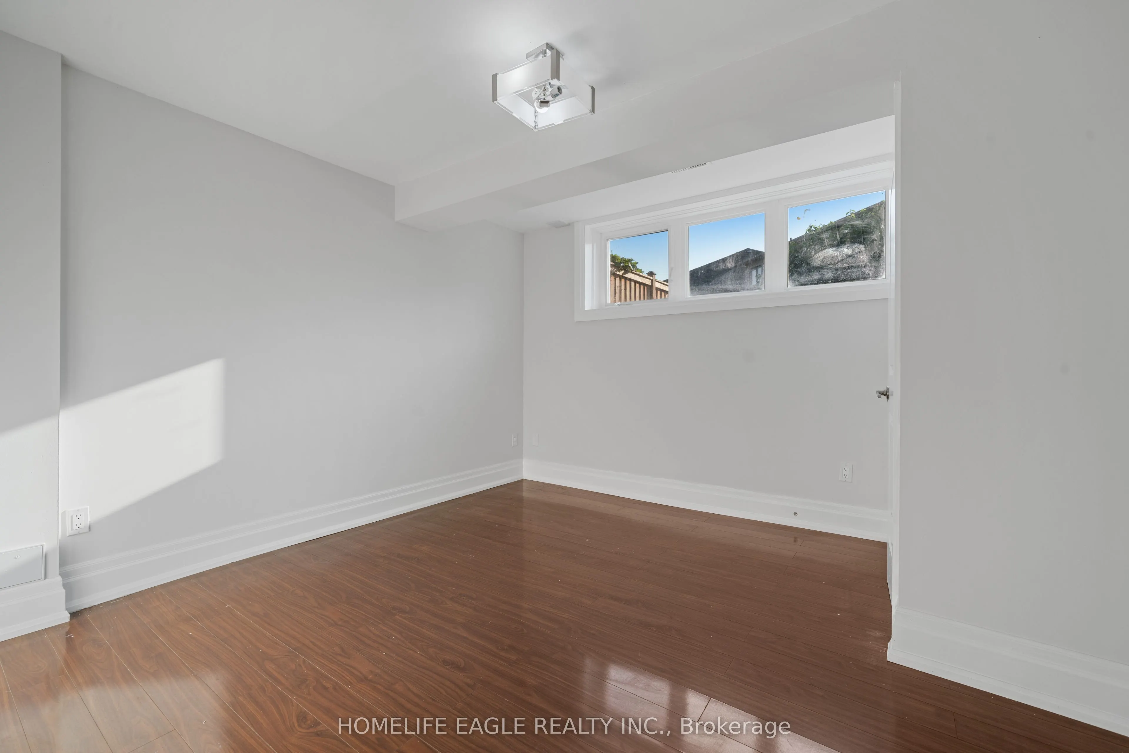 8 Nicolan Road