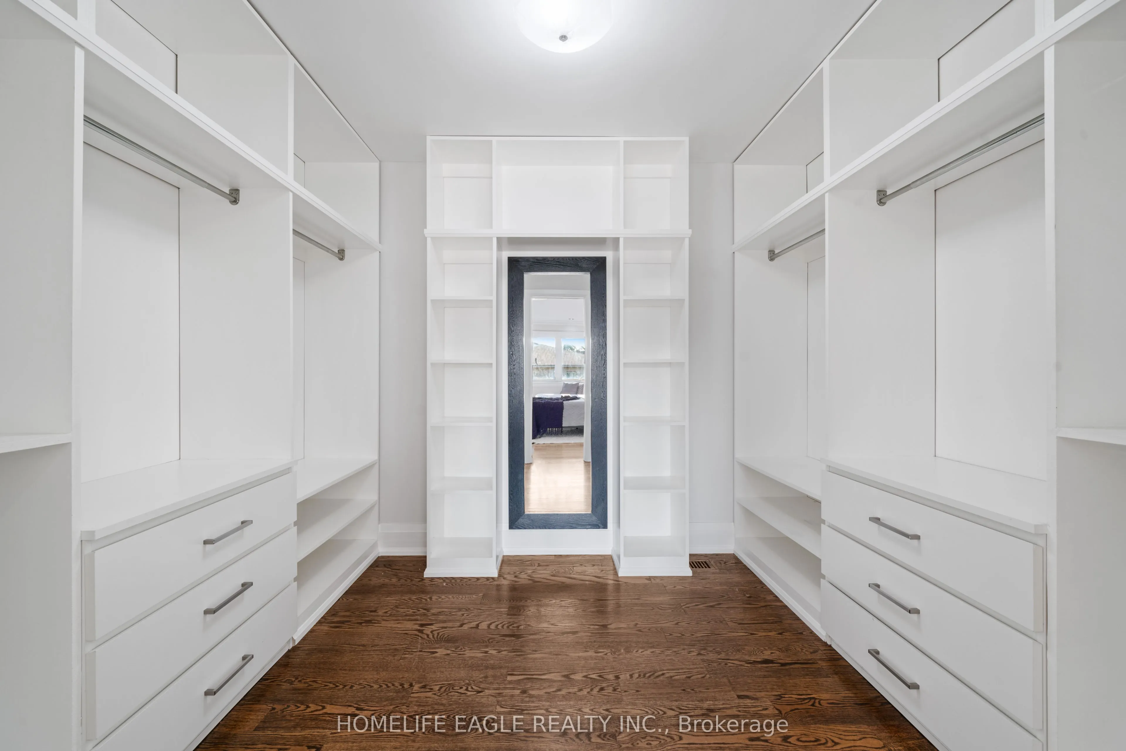 8 Nicolan Road