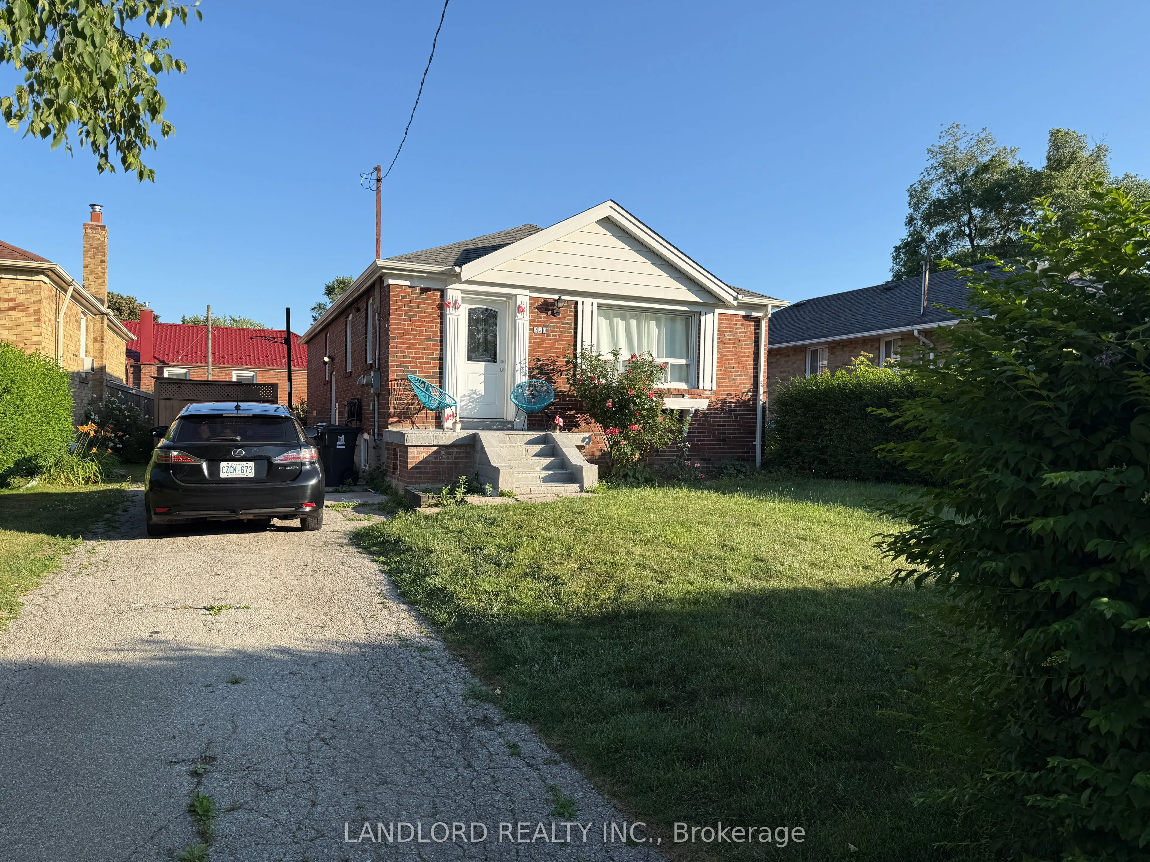 220 Ellington Drive, #Bsmt