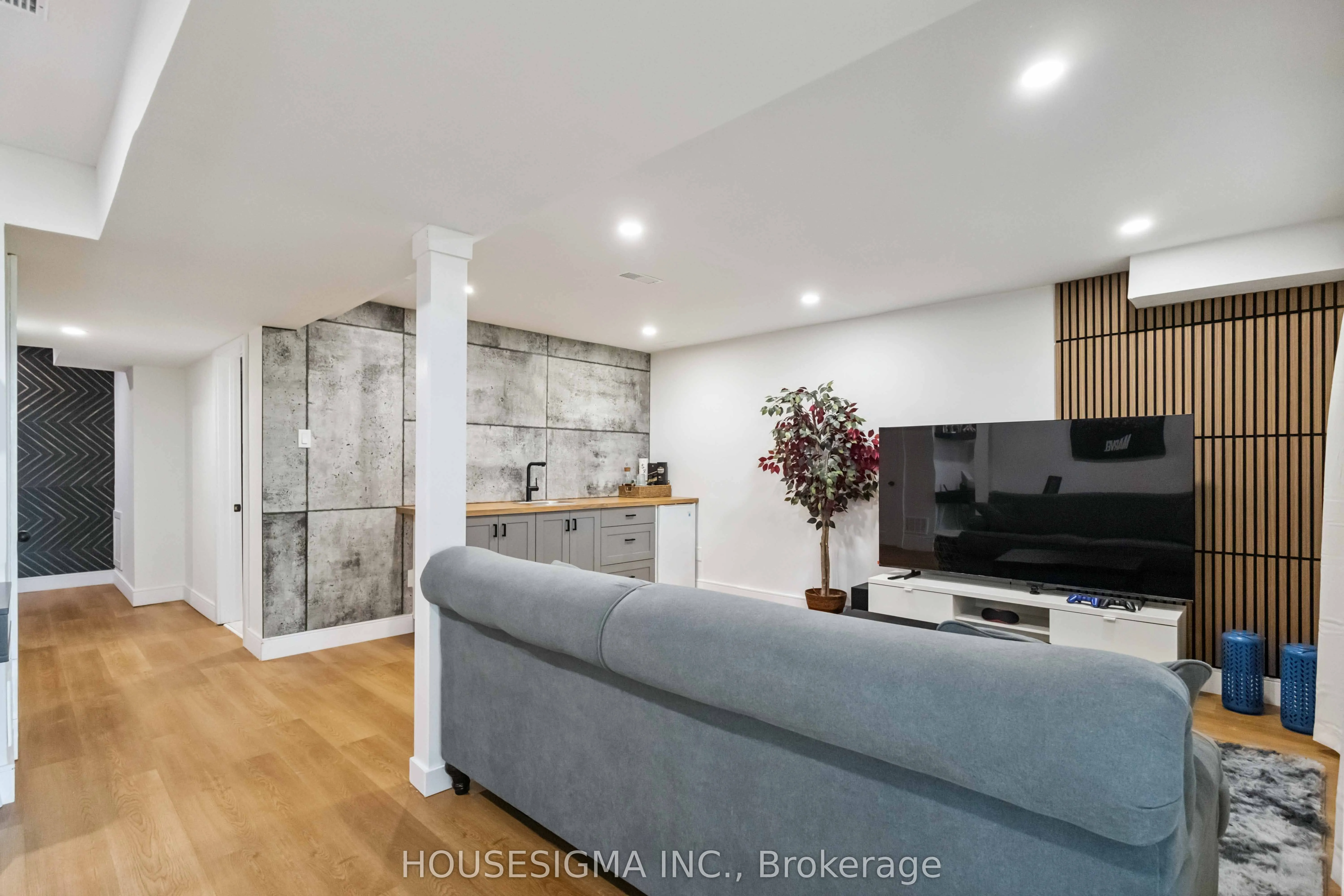 1430 Palmetto Drive