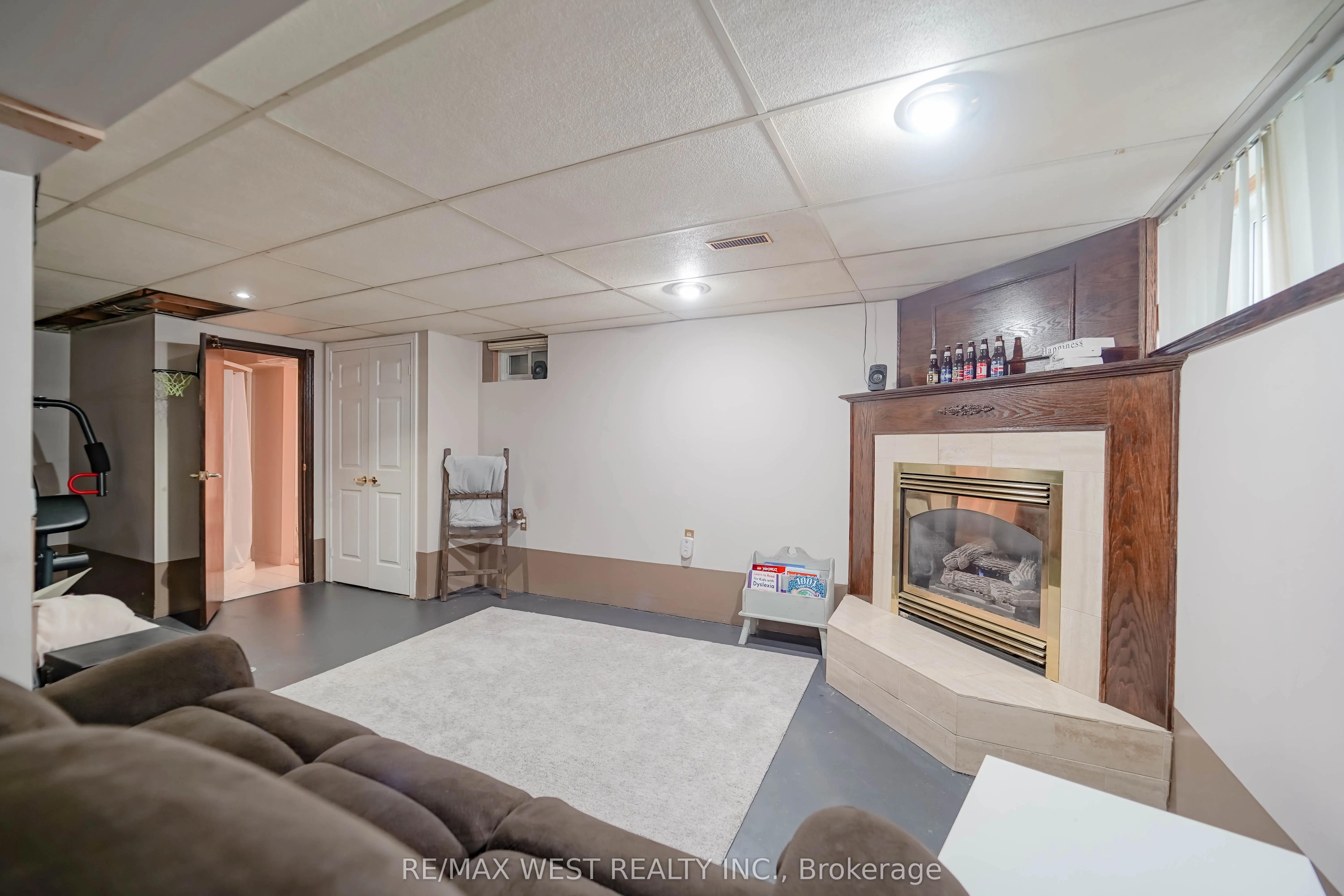 354 Blackthorn Street