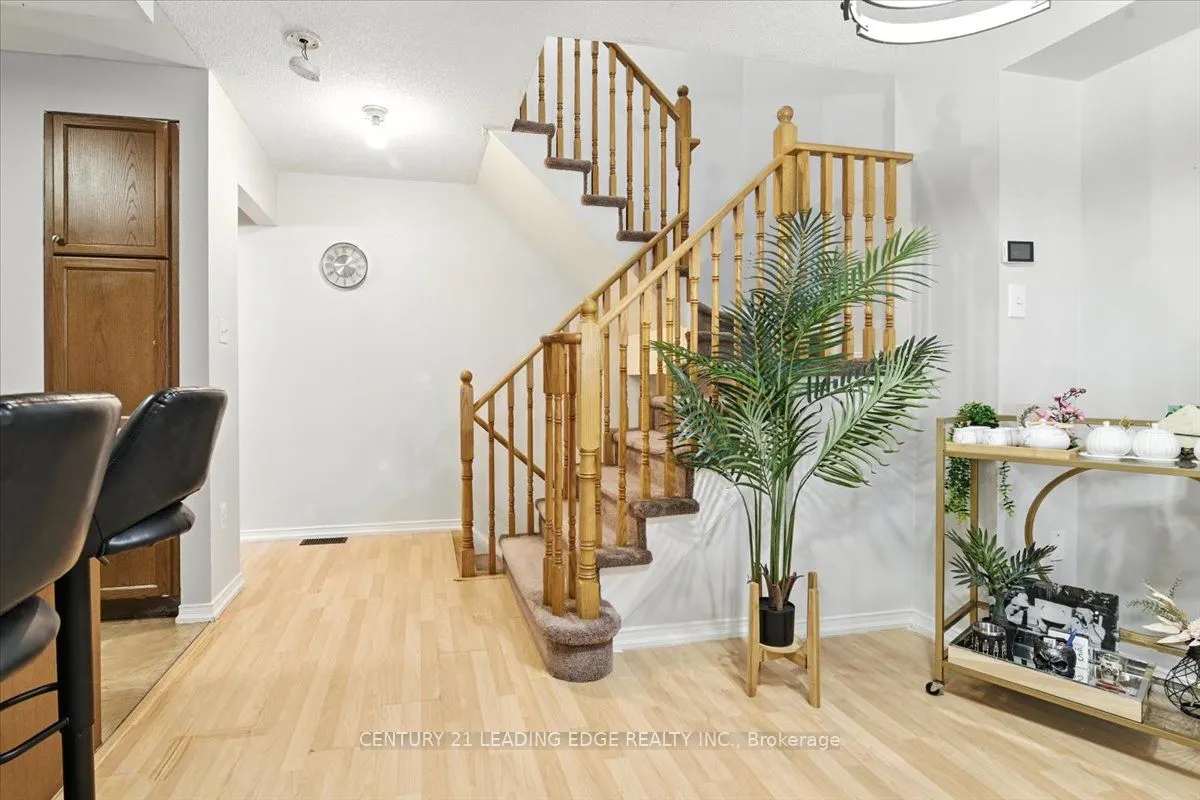 36 Silvester Street