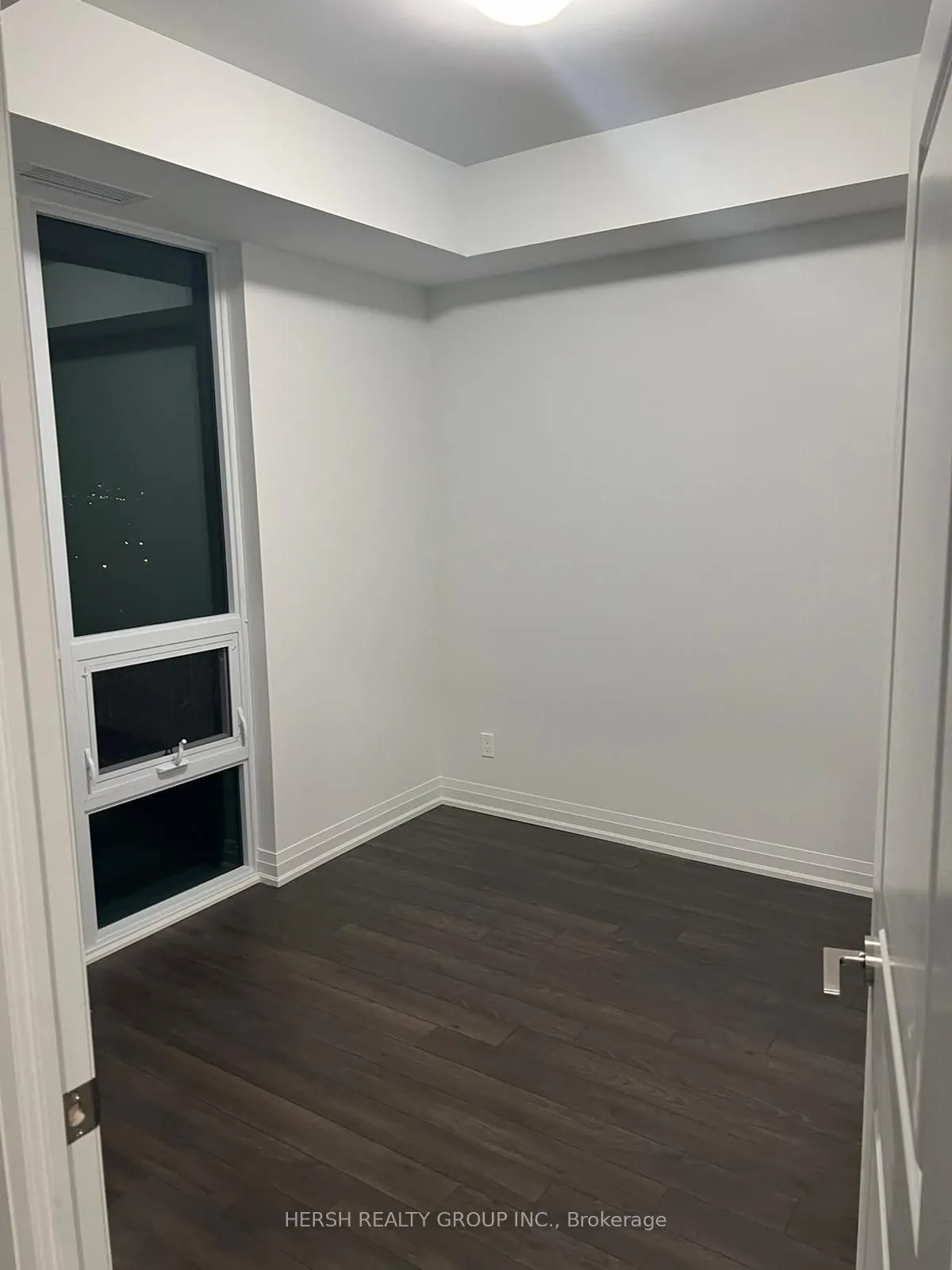 10 Meadowglen Place, #1108