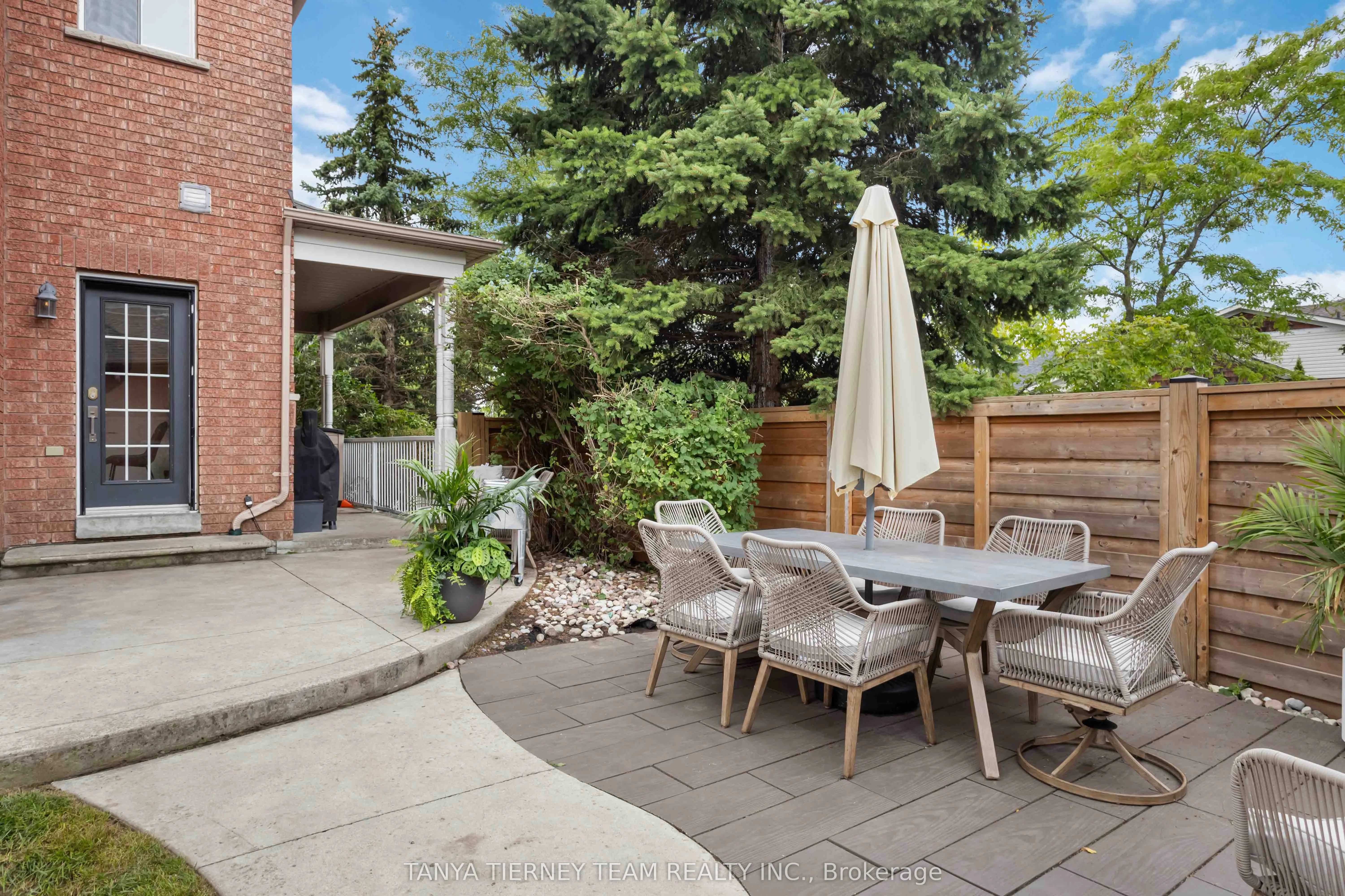 14 Amanda Avenue
