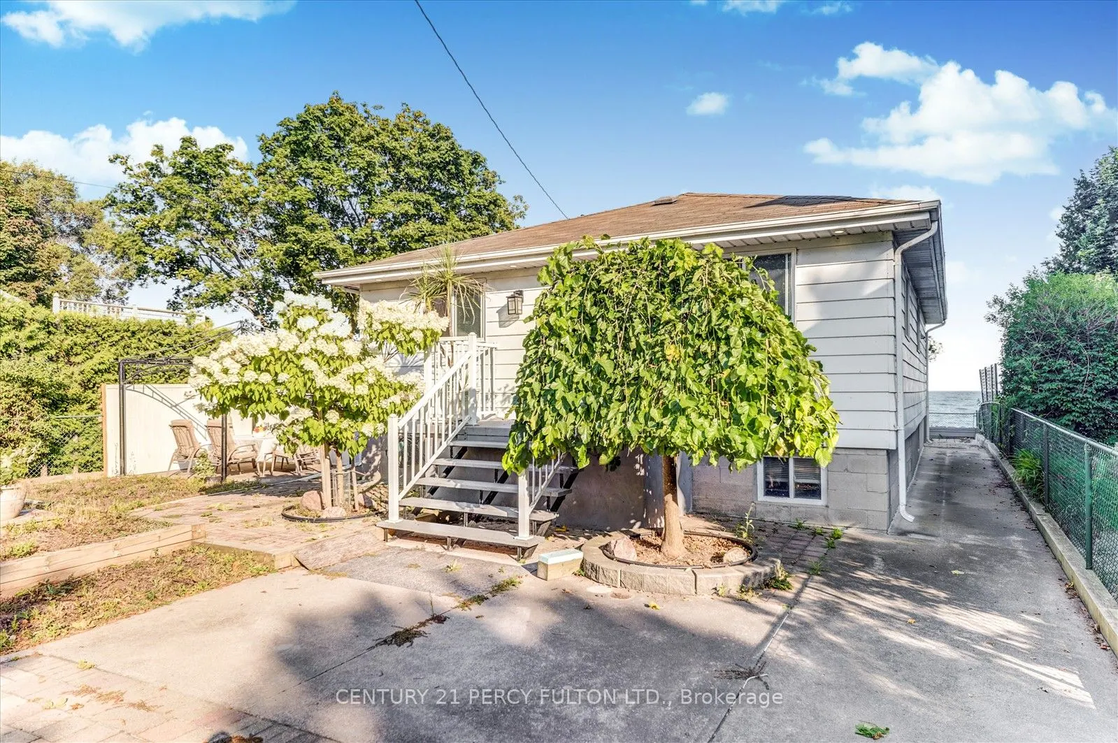 135 Cedar Crest Beach Road