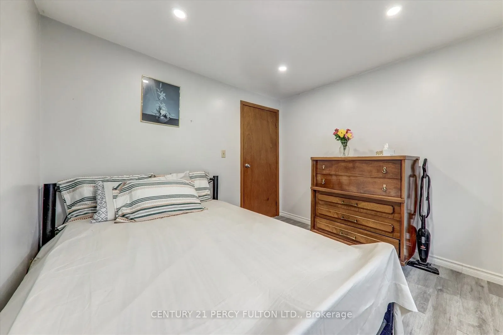 135 Cedar Crest Beach Road