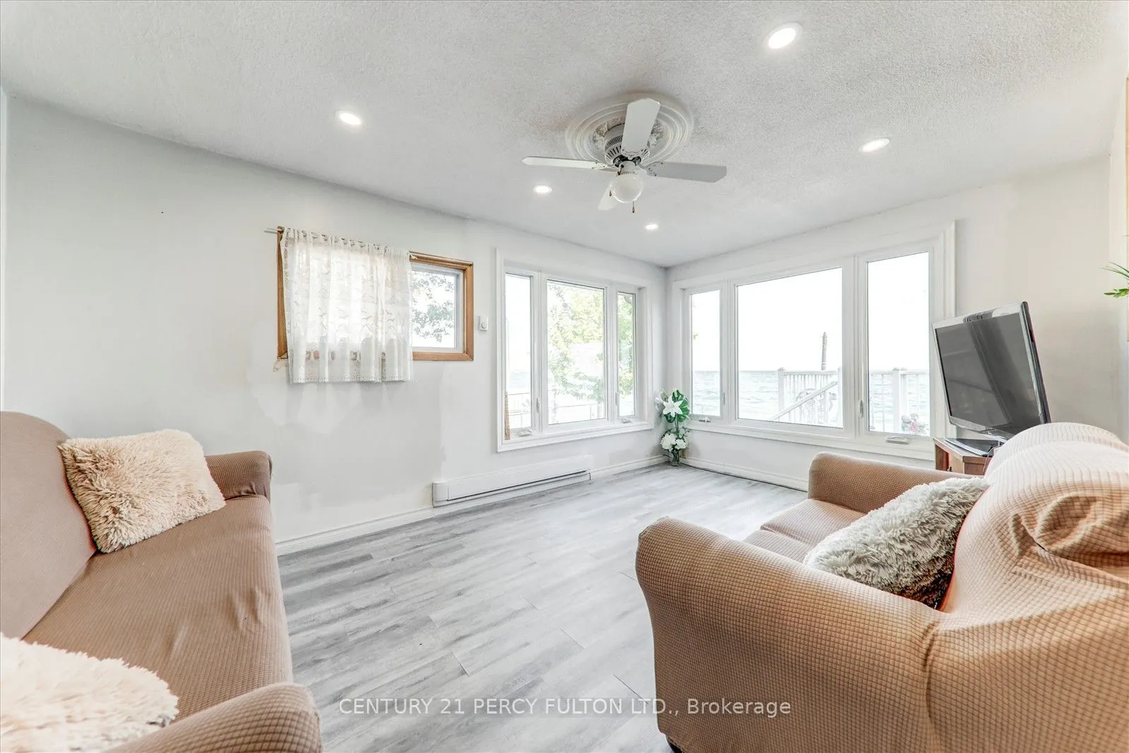 135 Cedar Crest Beach Road