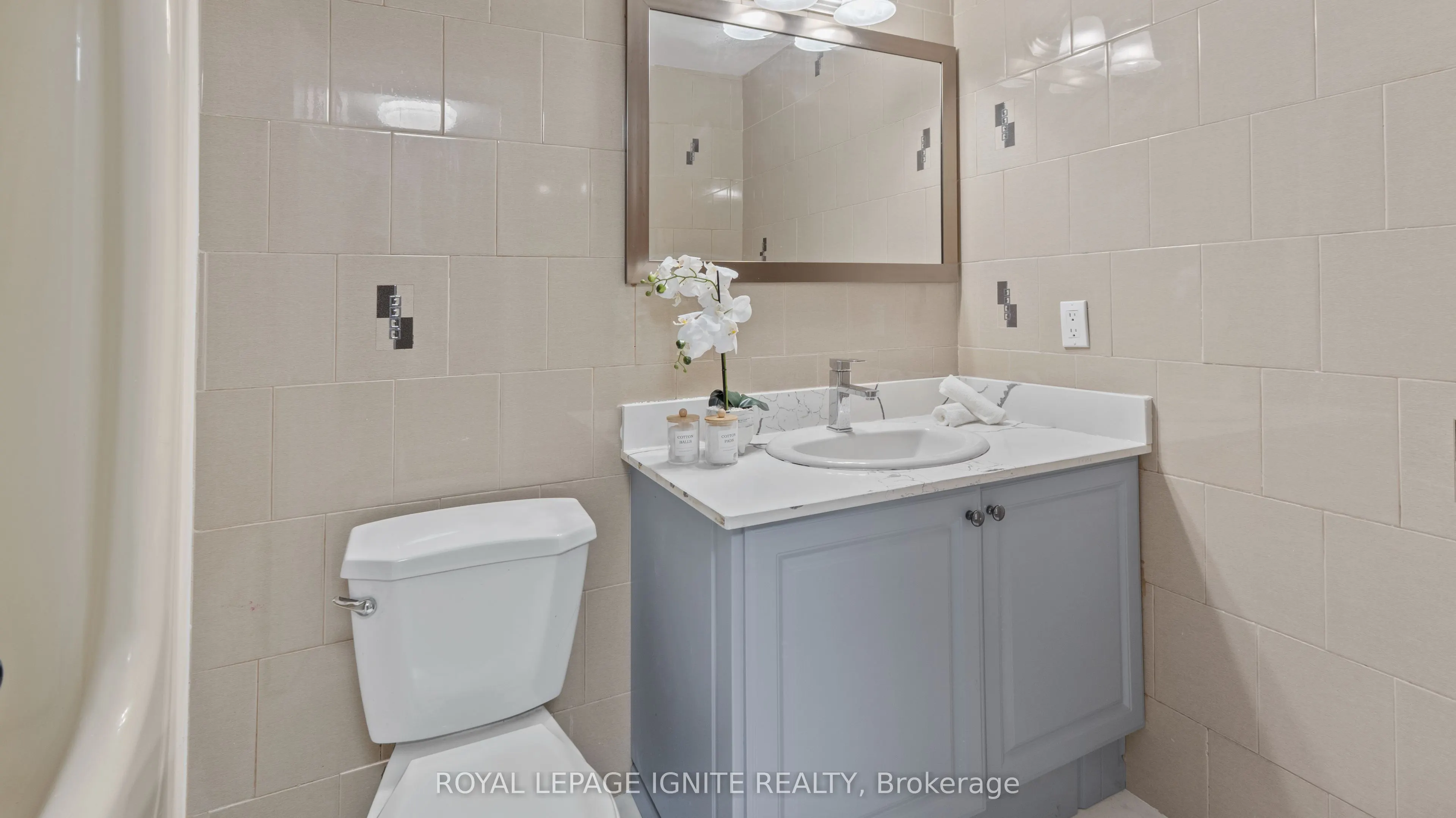 401 Sewells Road, #57