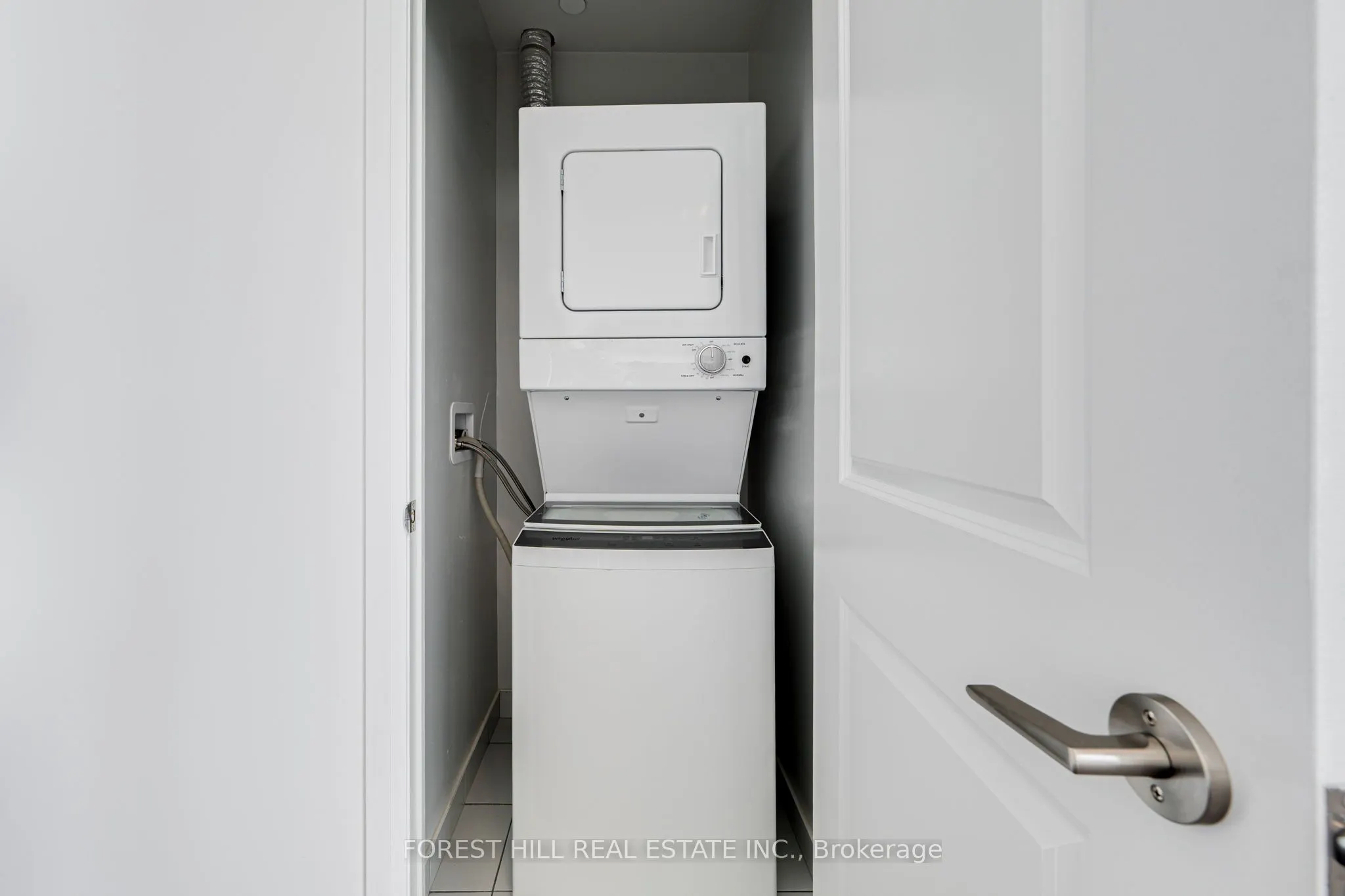 20 Meadowglen Place, #826