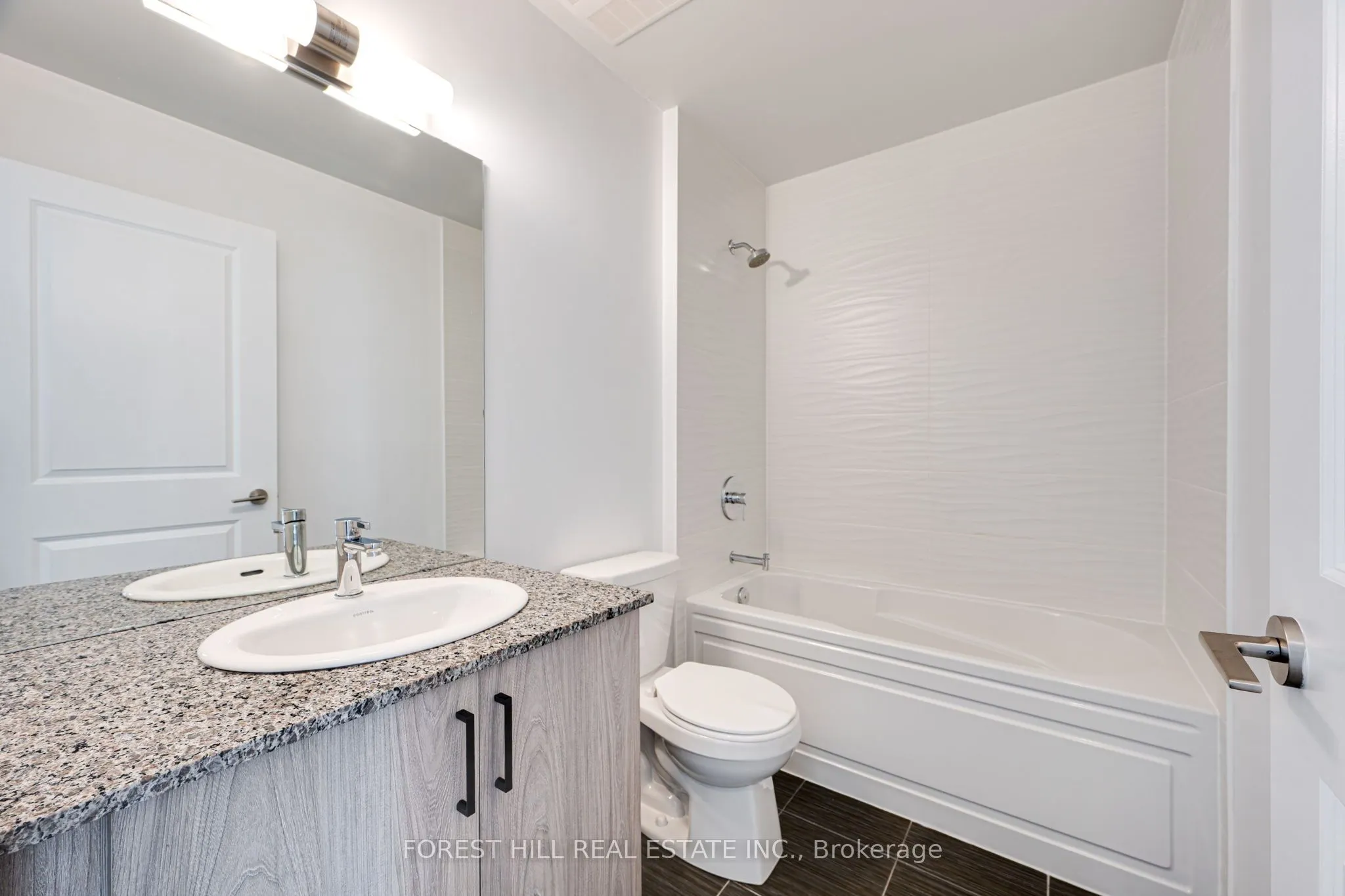 20 Meadowglen Place, #826