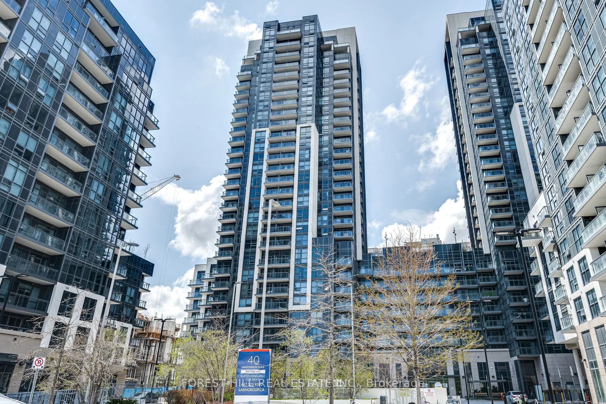 20 Meadowglen Place, #826