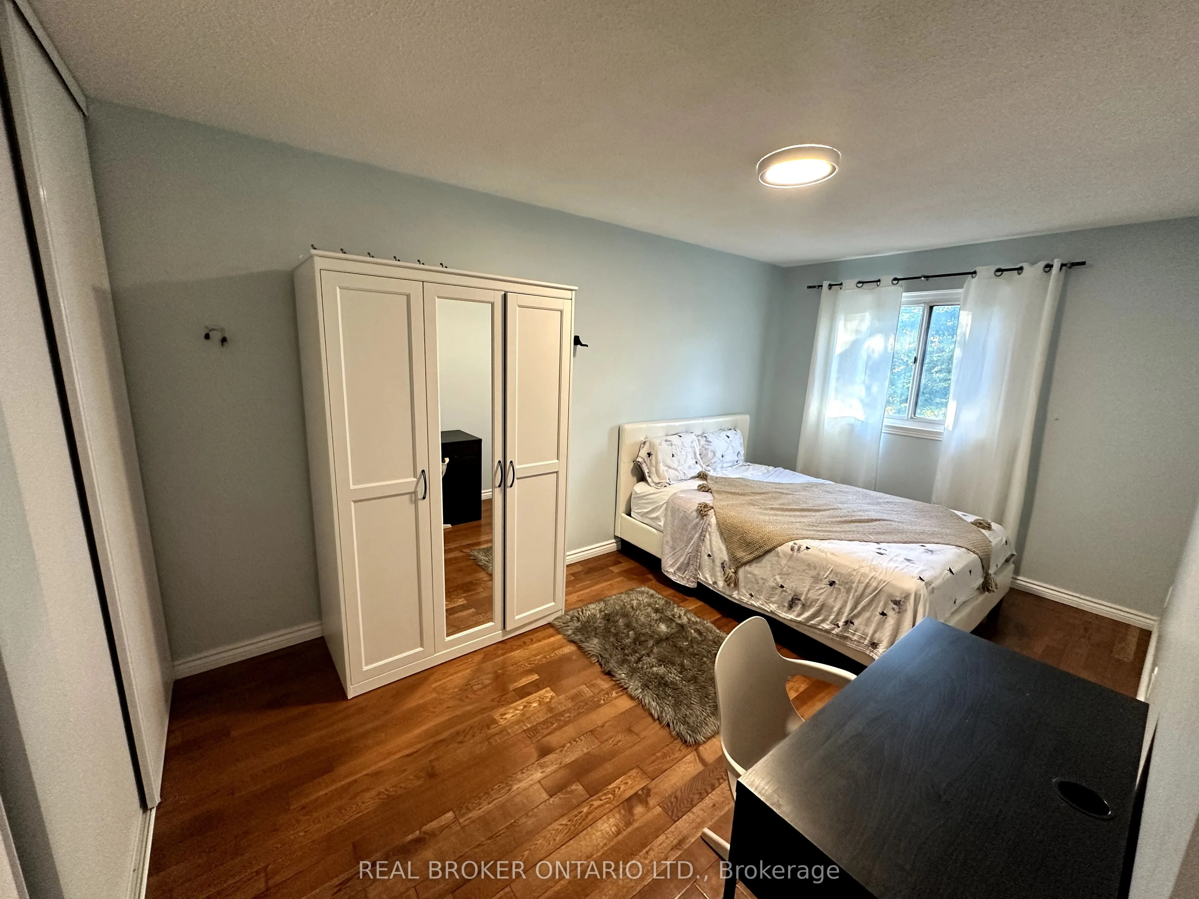 86 Valdor Drive