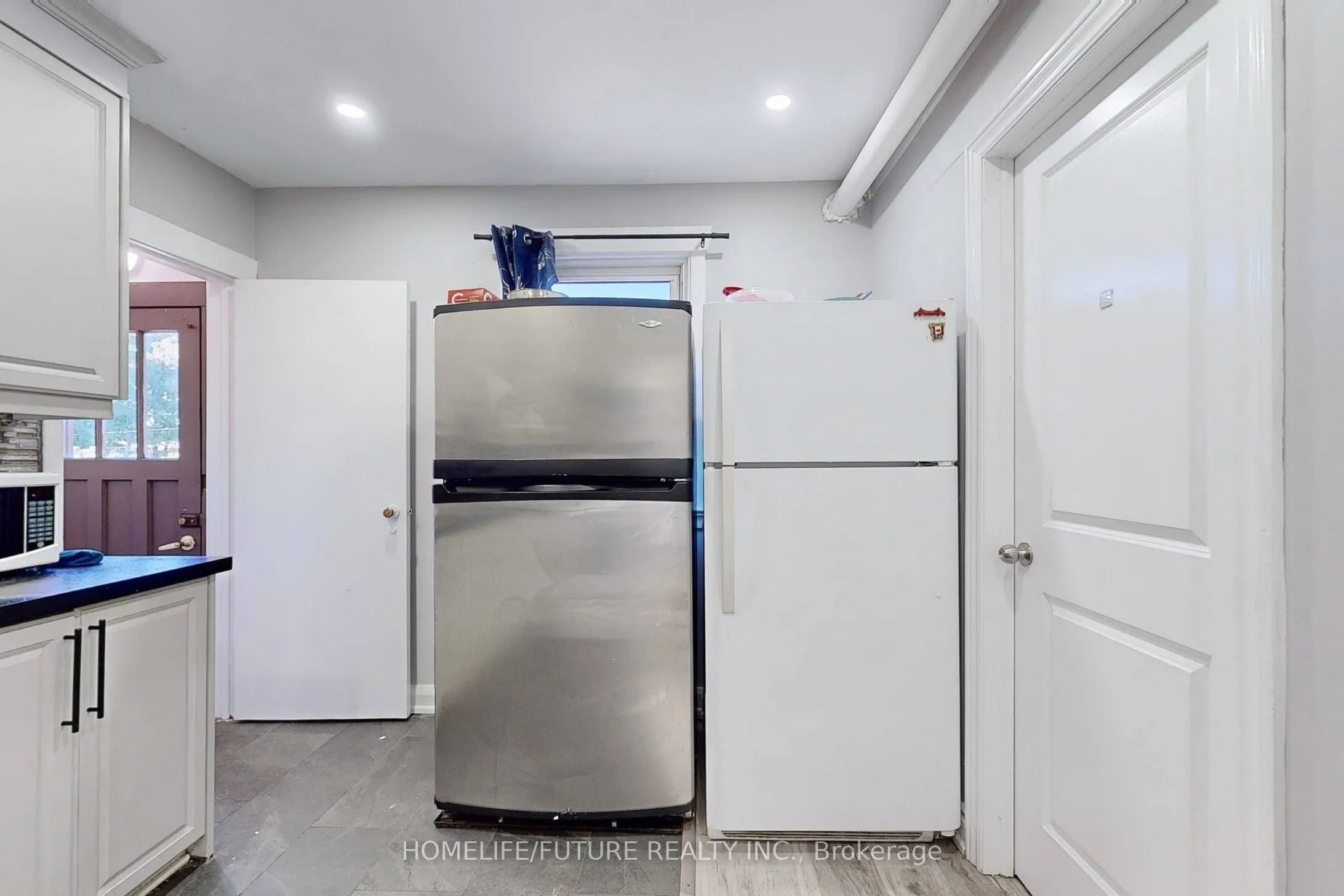 1496 Simcoe Street N