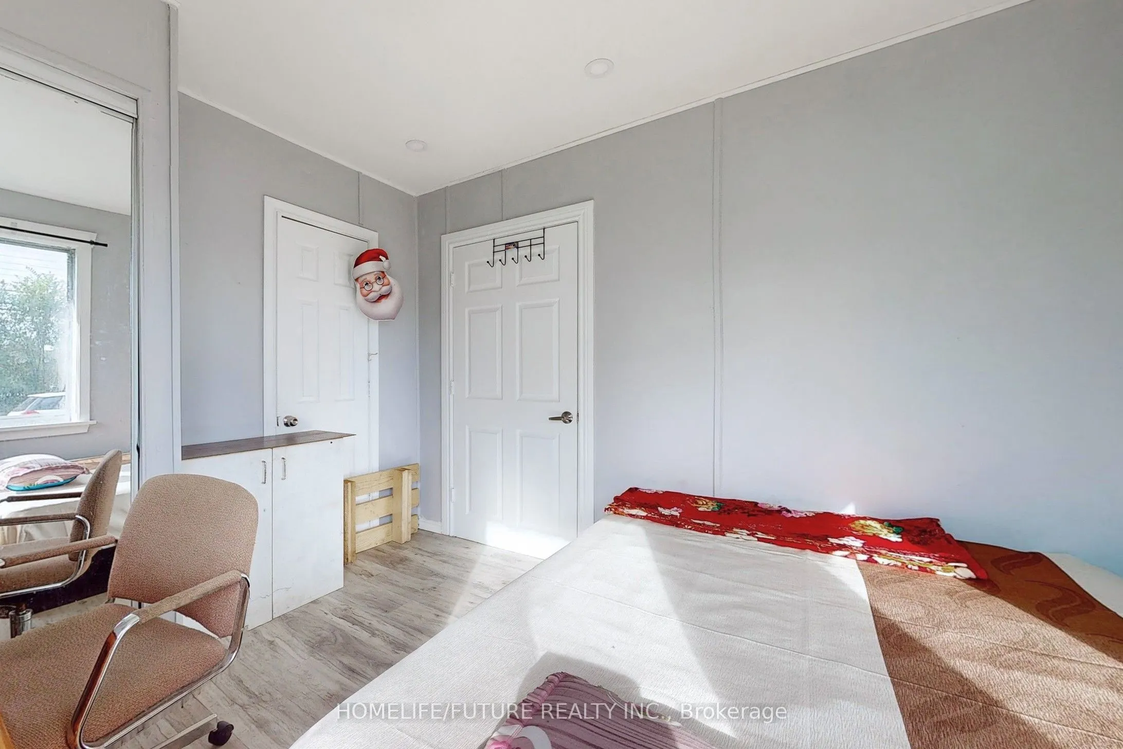 1496 Simcoe Street N