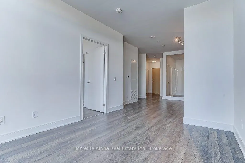 1350 Ellesmere Road, #213