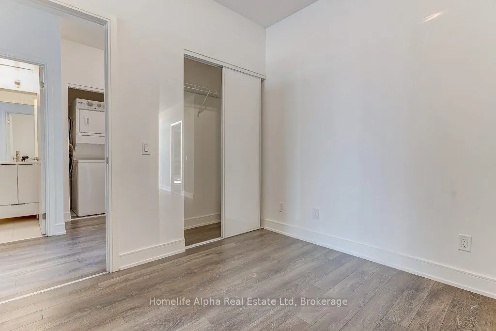 1350 Ellesmere Road, #213