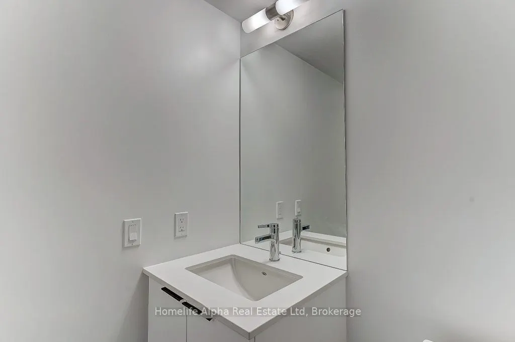 1350 Ellesmere Road, #213
