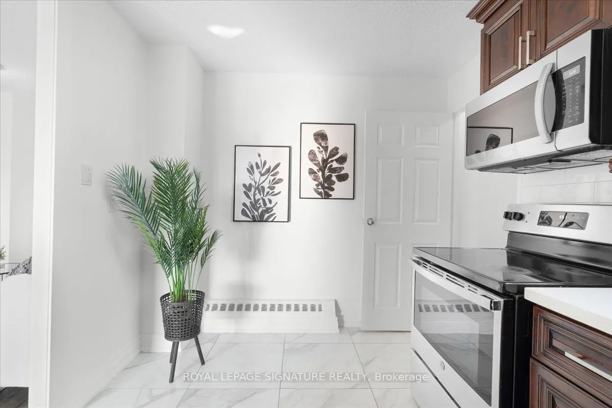 100 Wingarden Court, #315