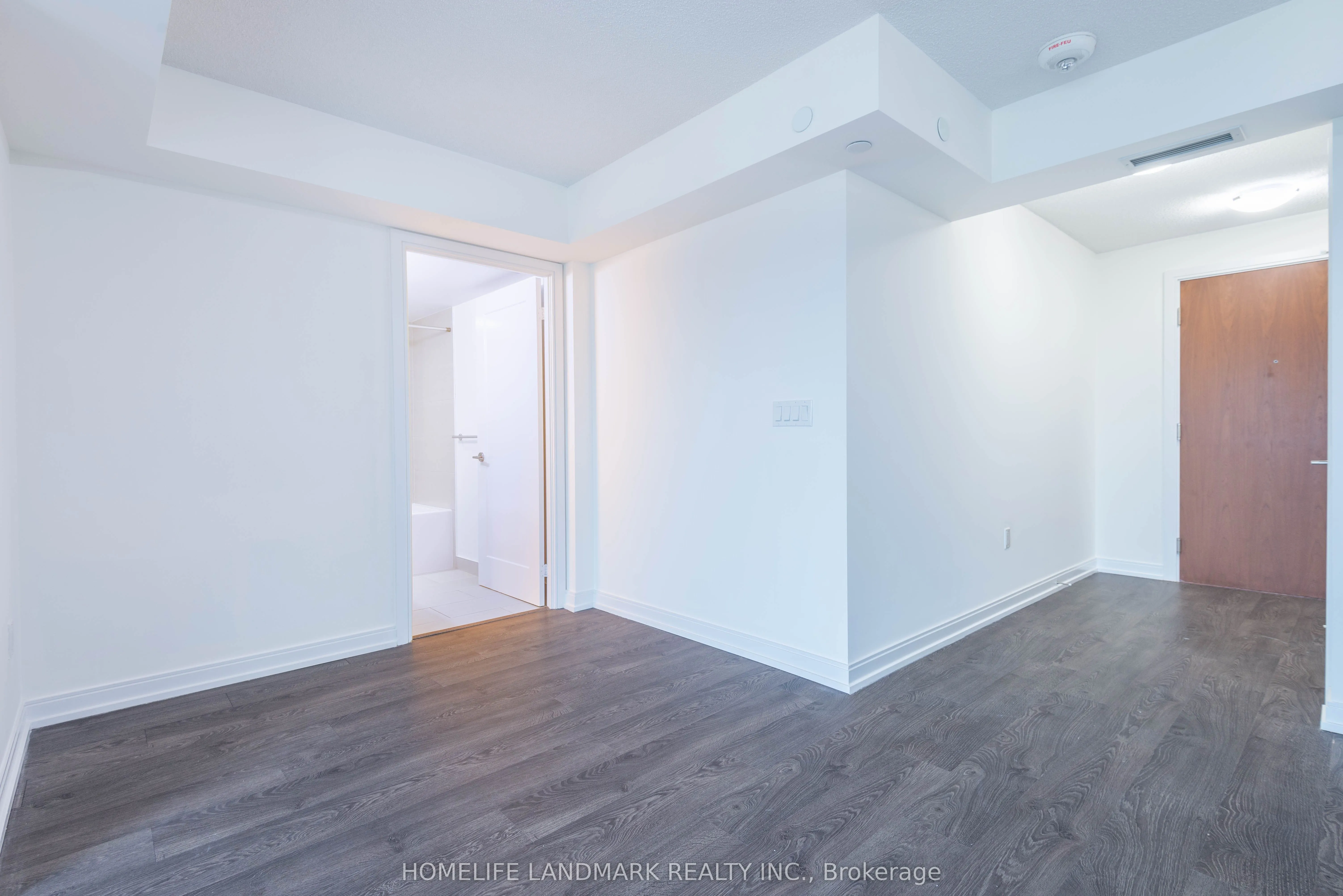 275 Village Green Square, #2618