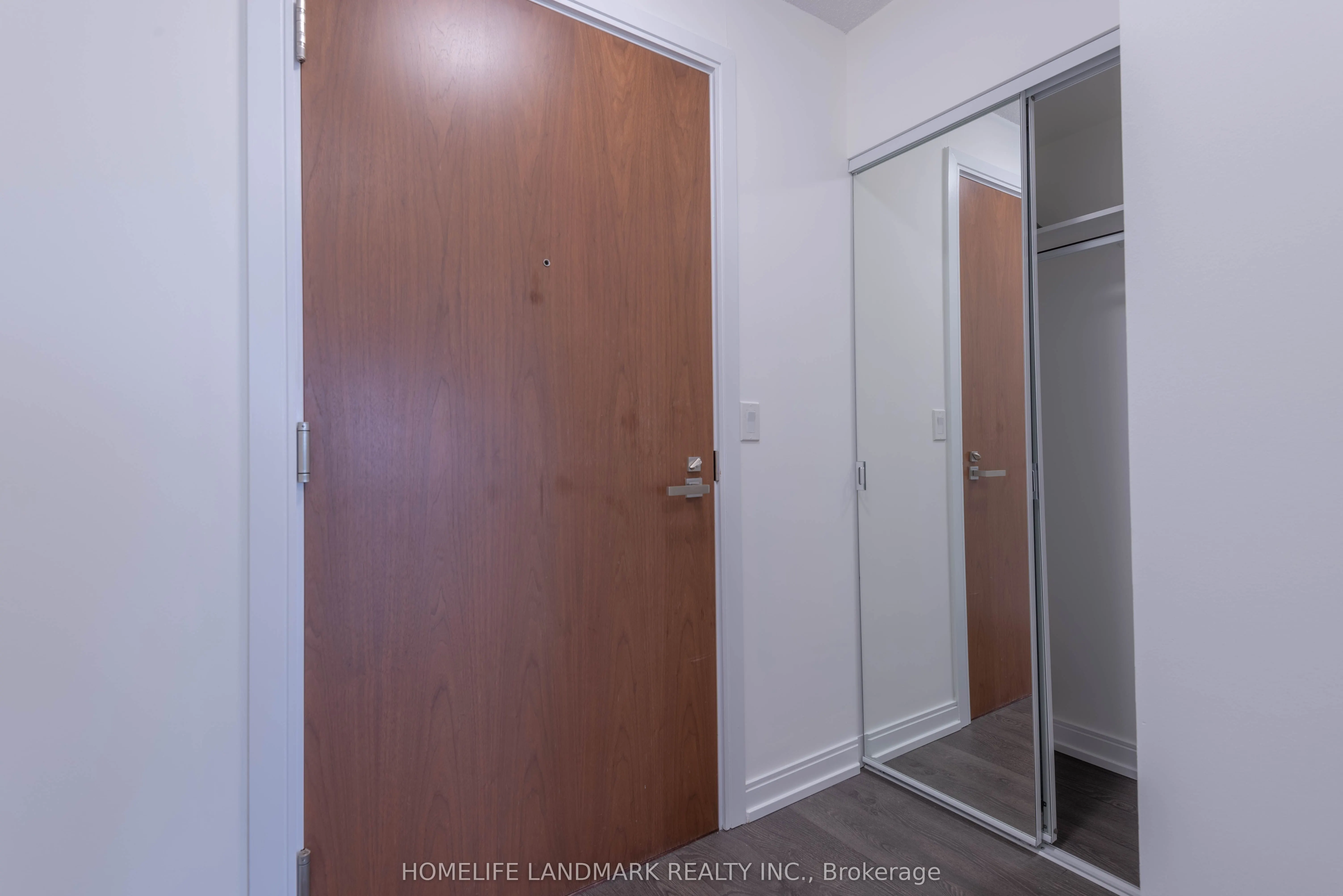 275 Village Green Square, #2618