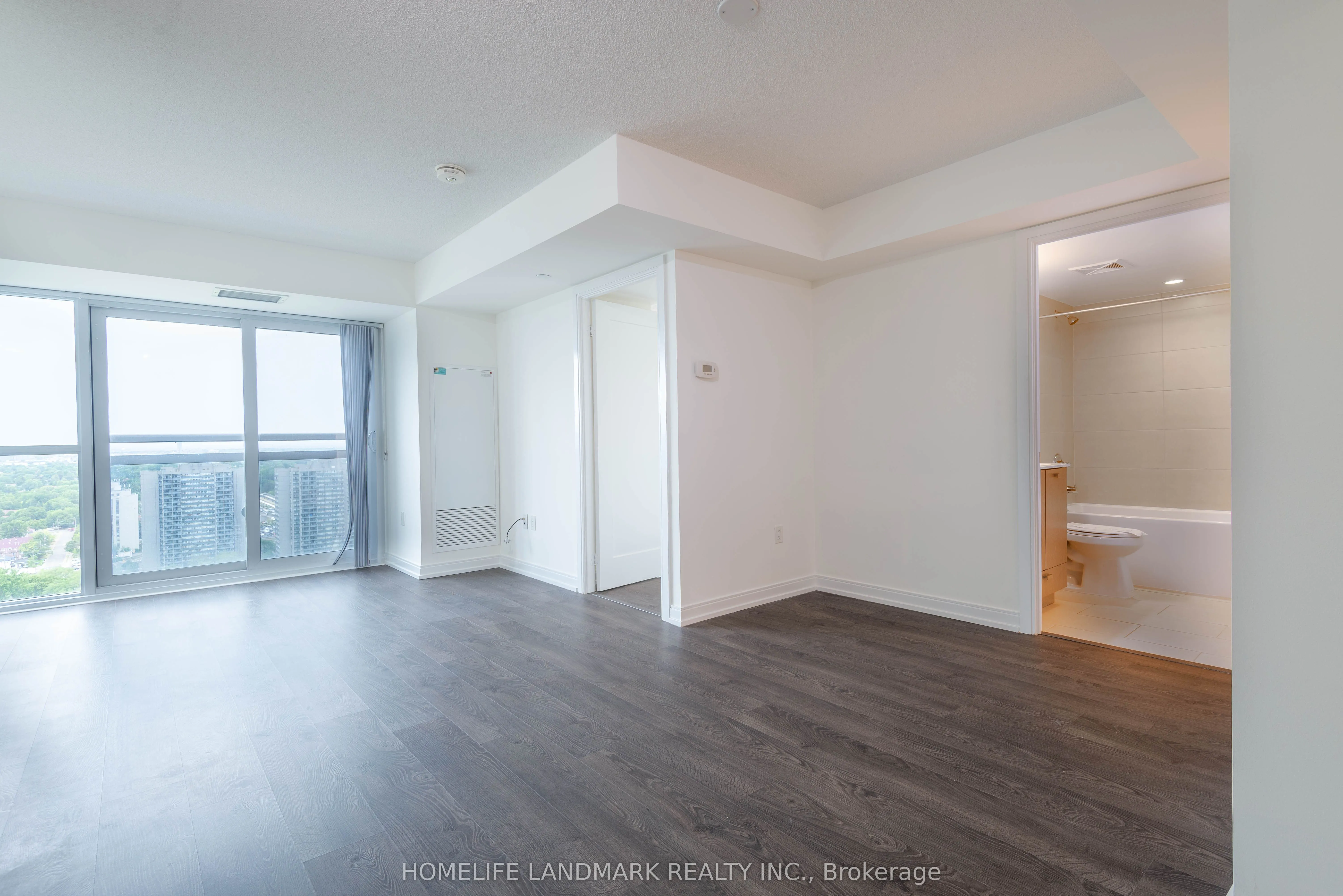 275 Village Green Square, #2618