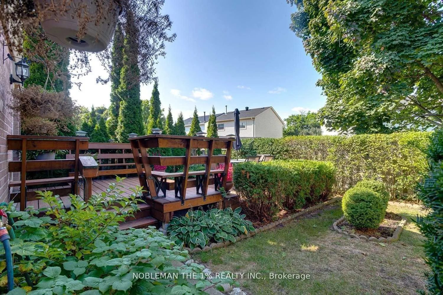 8 Inglis Avenue