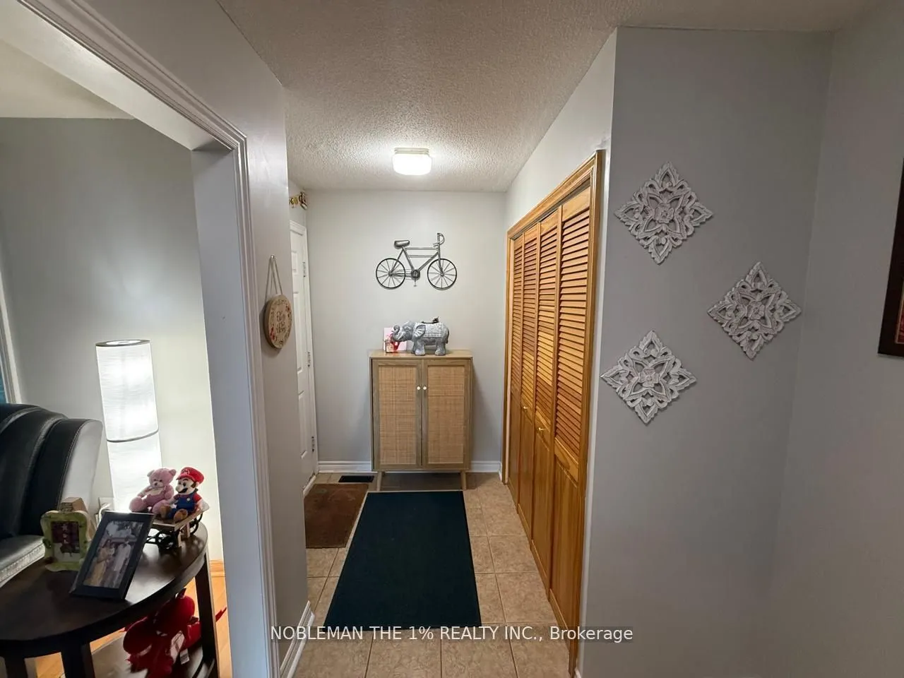 8 Inglis Avenue