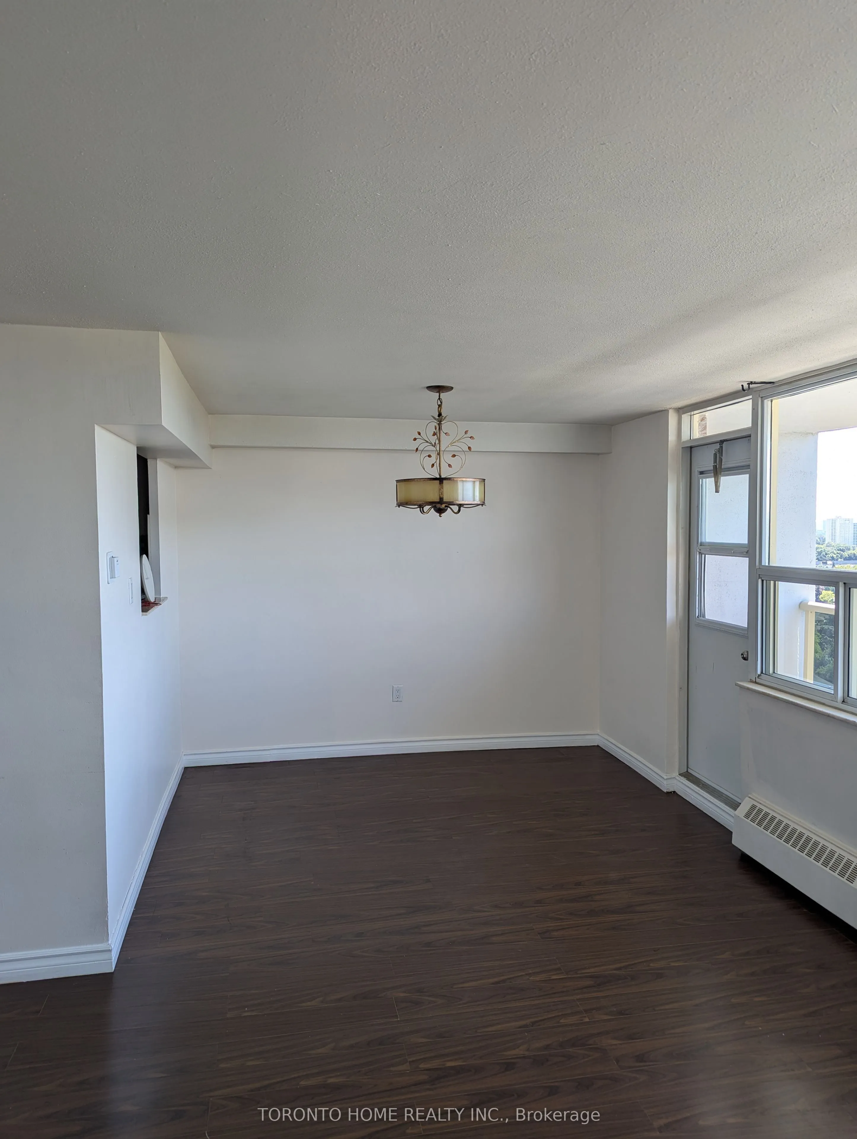 270 Palmdale Drive, #1702