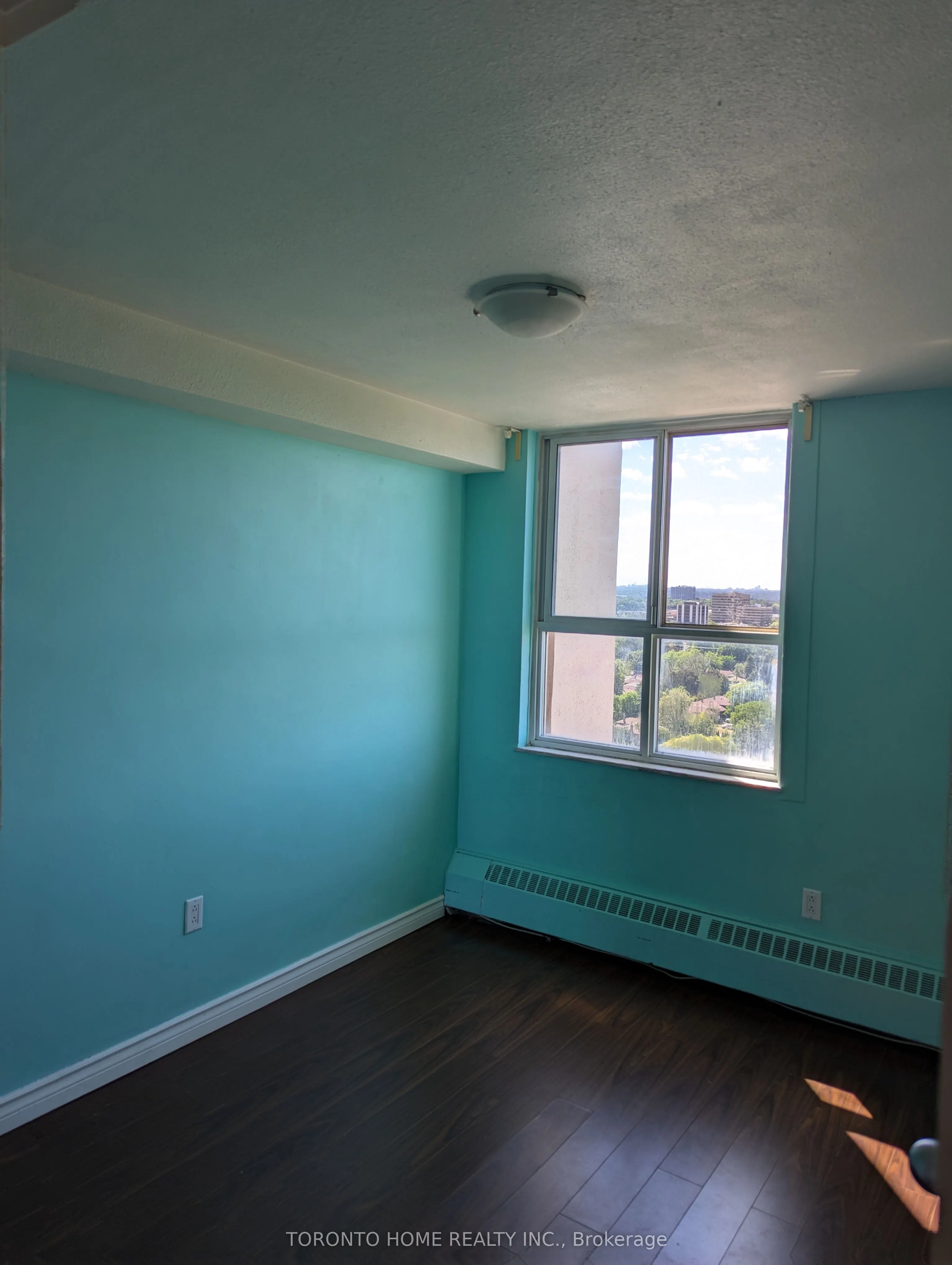 270 Palmdale Drive, #1702