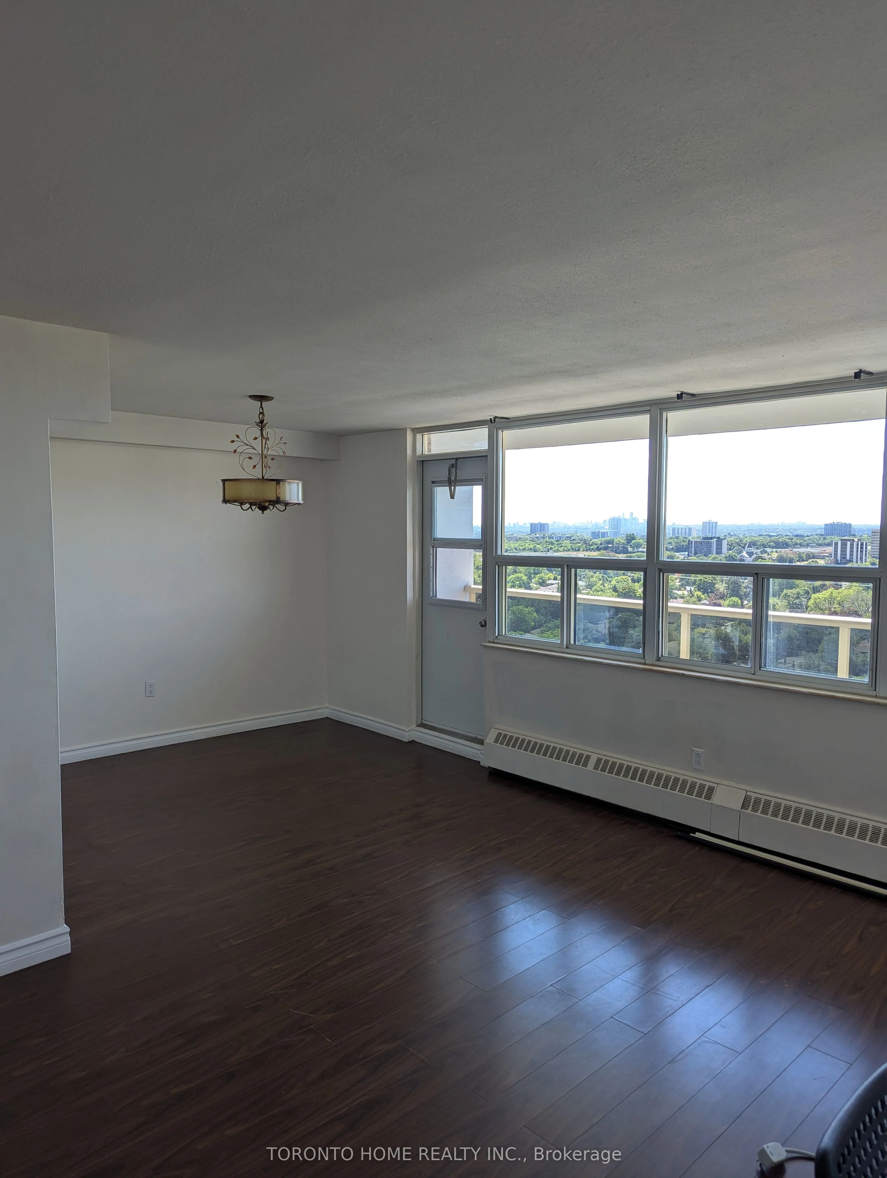 270 Palmdale Drive, #1702