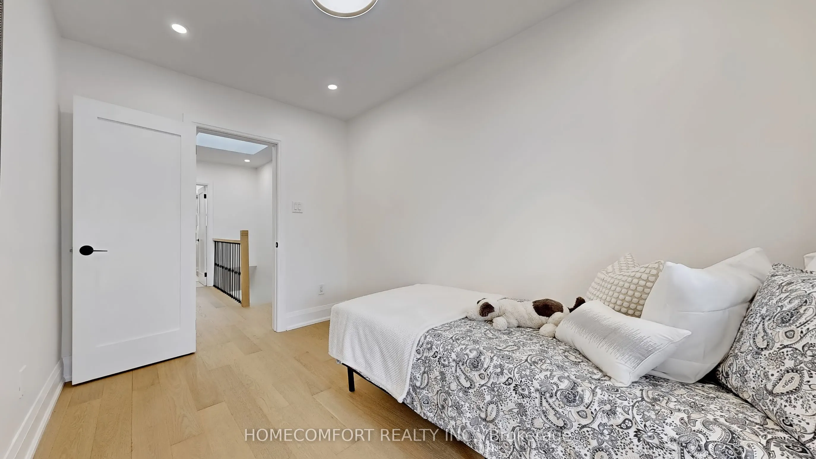 253 Fulton Avenue