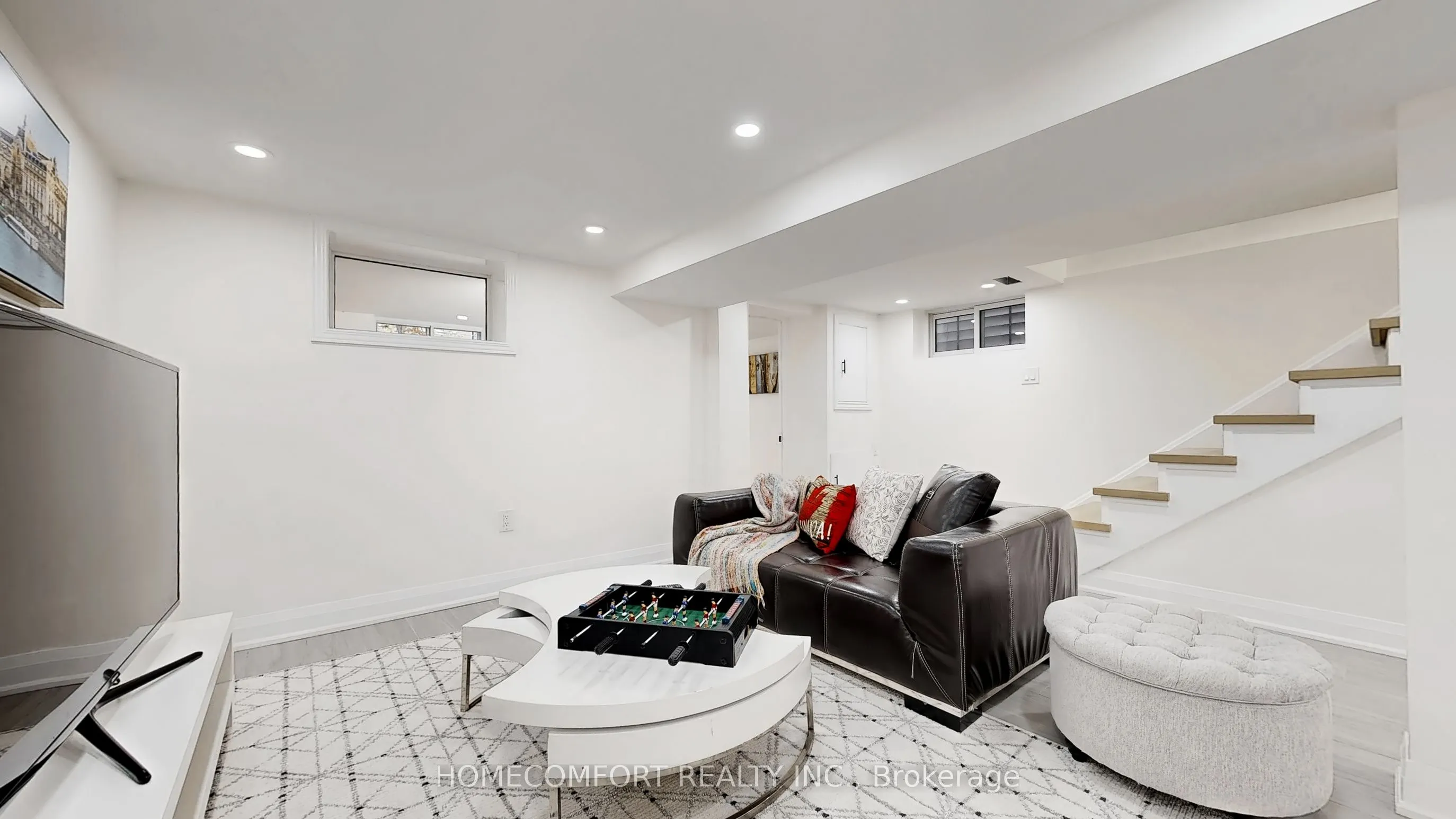 253 Fulton Avenue