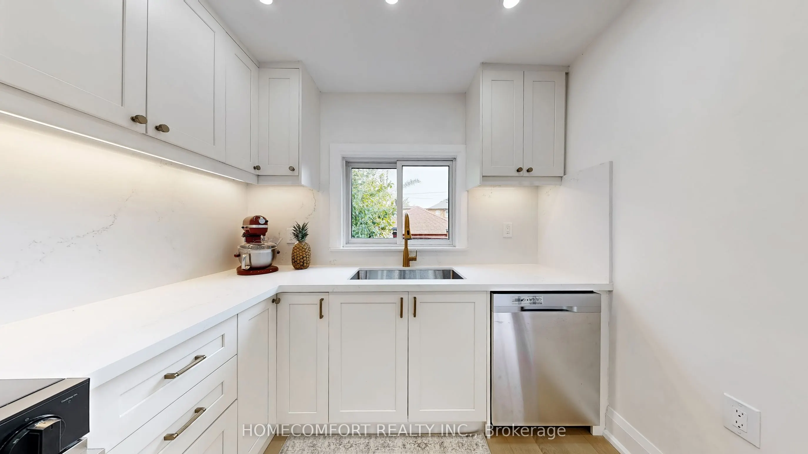 253 Fulton Avenue