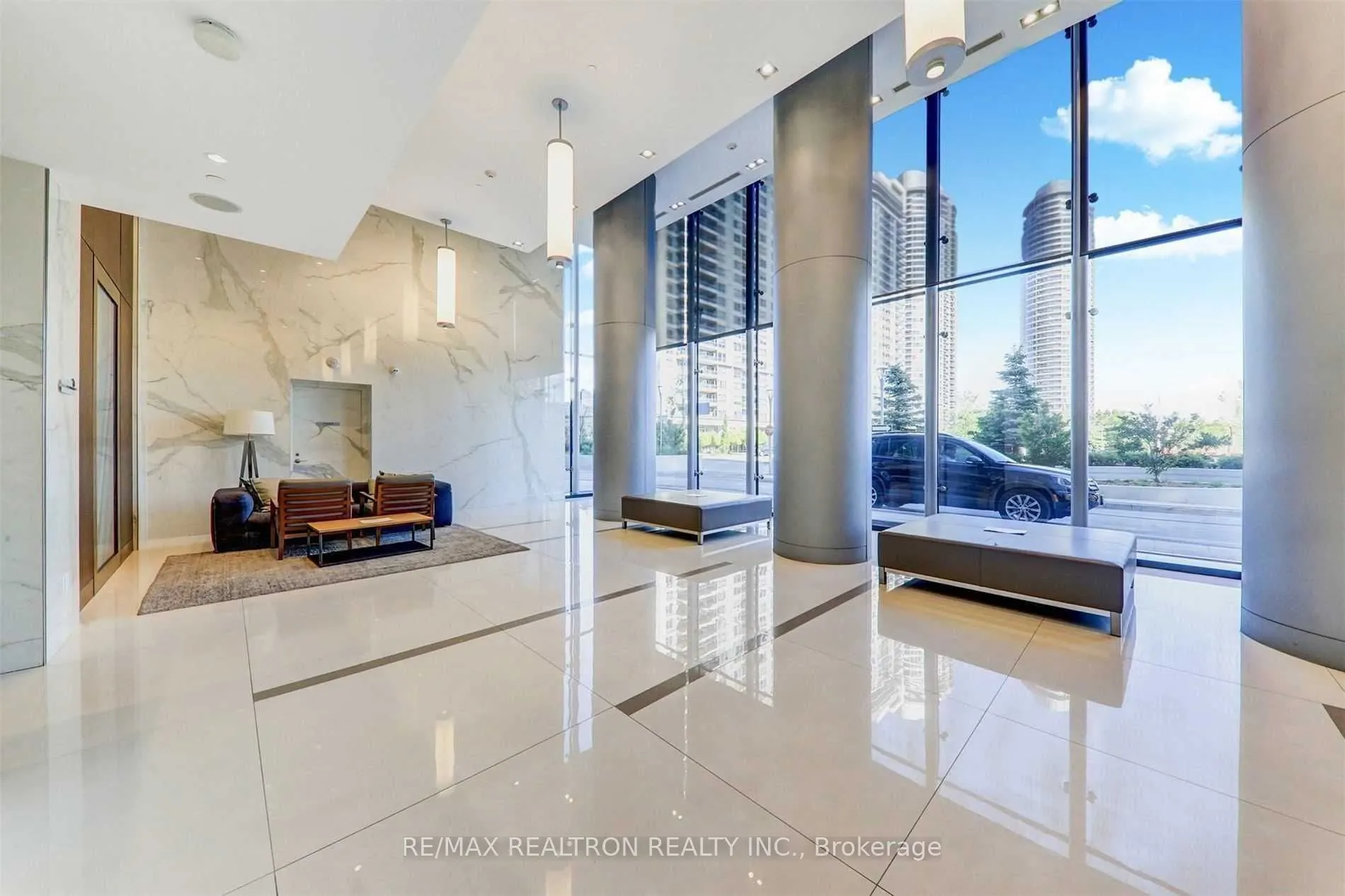 255 Village Green Square, #1107