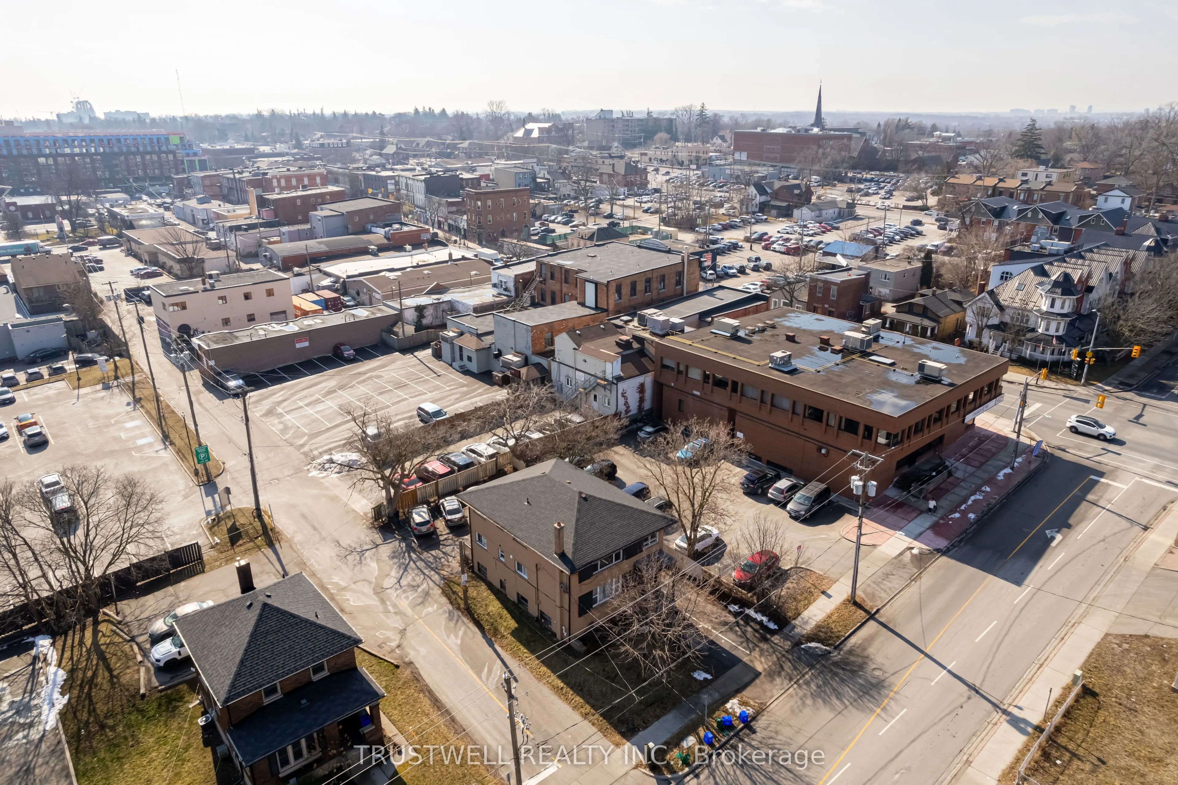 105 Mary Street E, #4